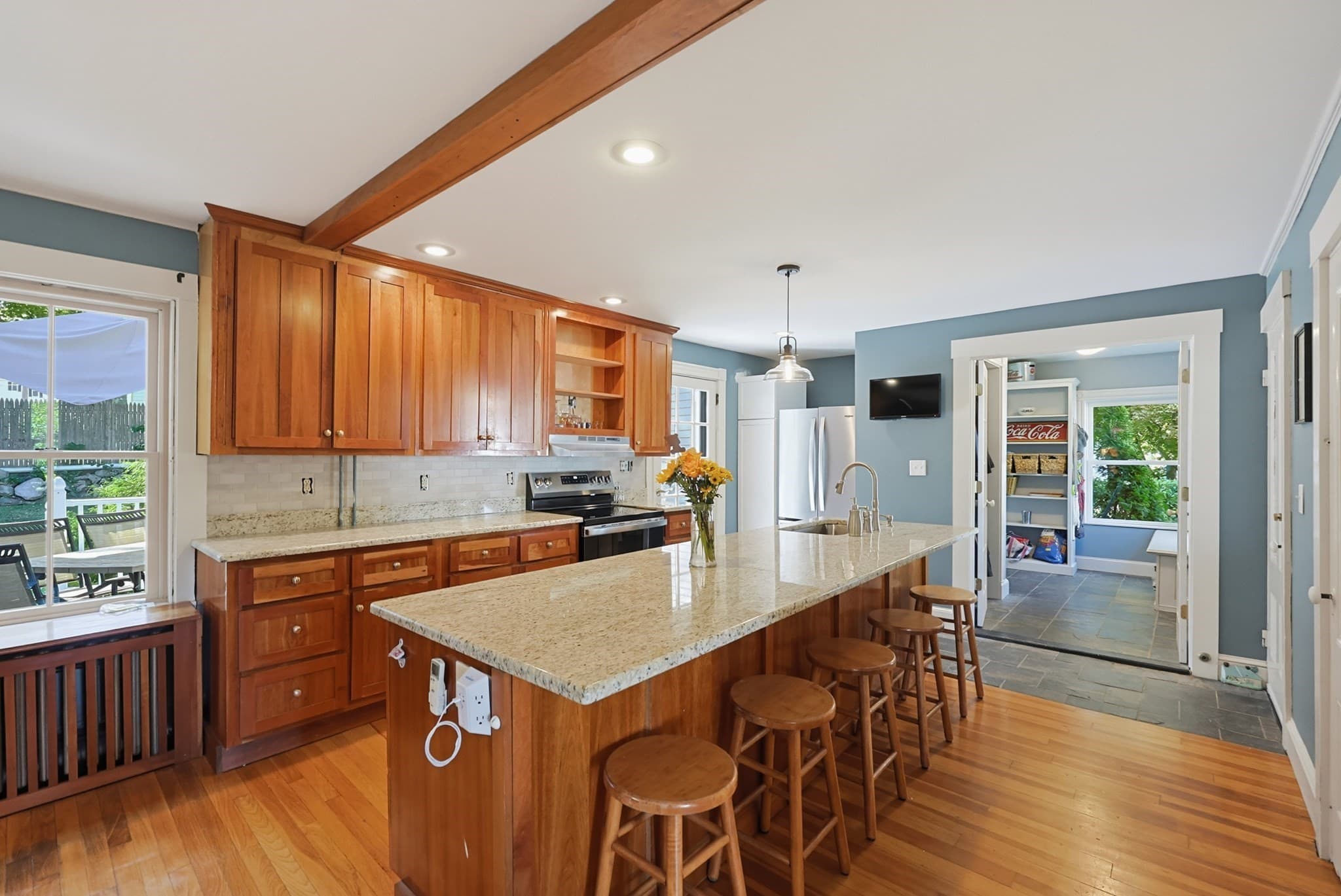 Single Family Residence at 40 Lydon, Norwood MA 02062, Norwood, photo 7 of 42