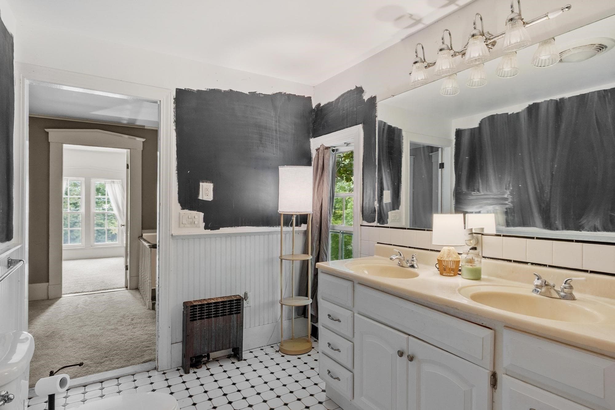 Single Family Residence at 46 Broad St, Barre MA 01005, Barre, photo 13 of 27
