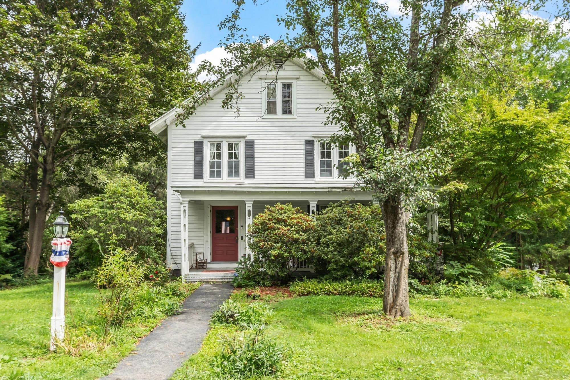 46 Broad St, Barre MA 01005