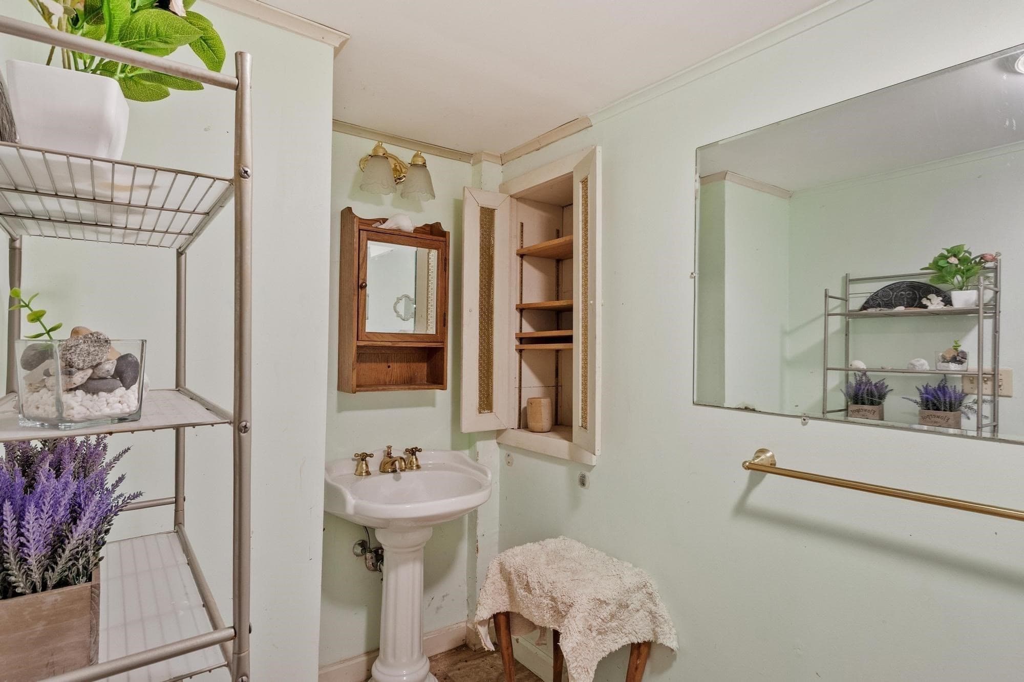Single Family Residence at 46 Broad St, Barre MA 01005, Barre, photo 25 of 27