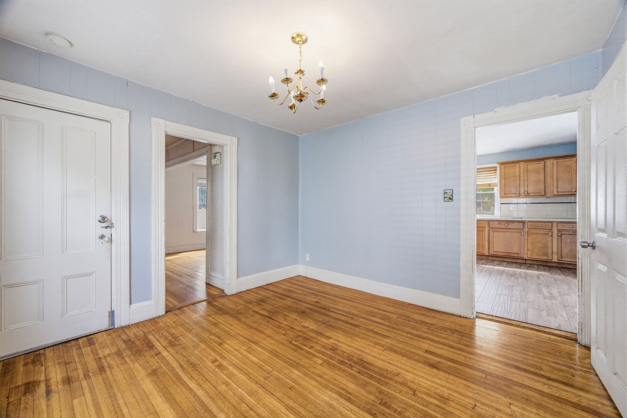 Single Family Residence at 27 Houston Pl, Lynn MA 01905, Lynn, photo 9 of 39