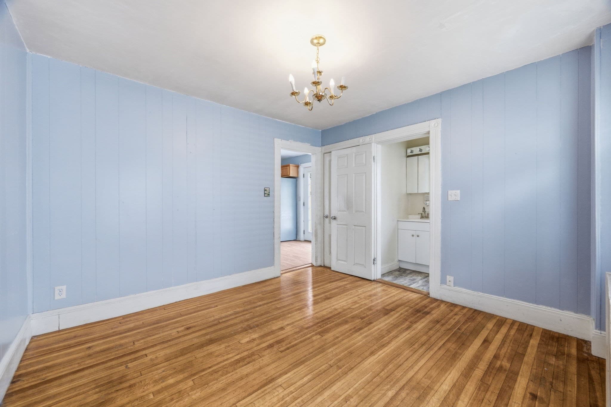 Single Family Residence at 27 Houston Pl, Lynn MA 01905, Lynn, photo 8 of 39