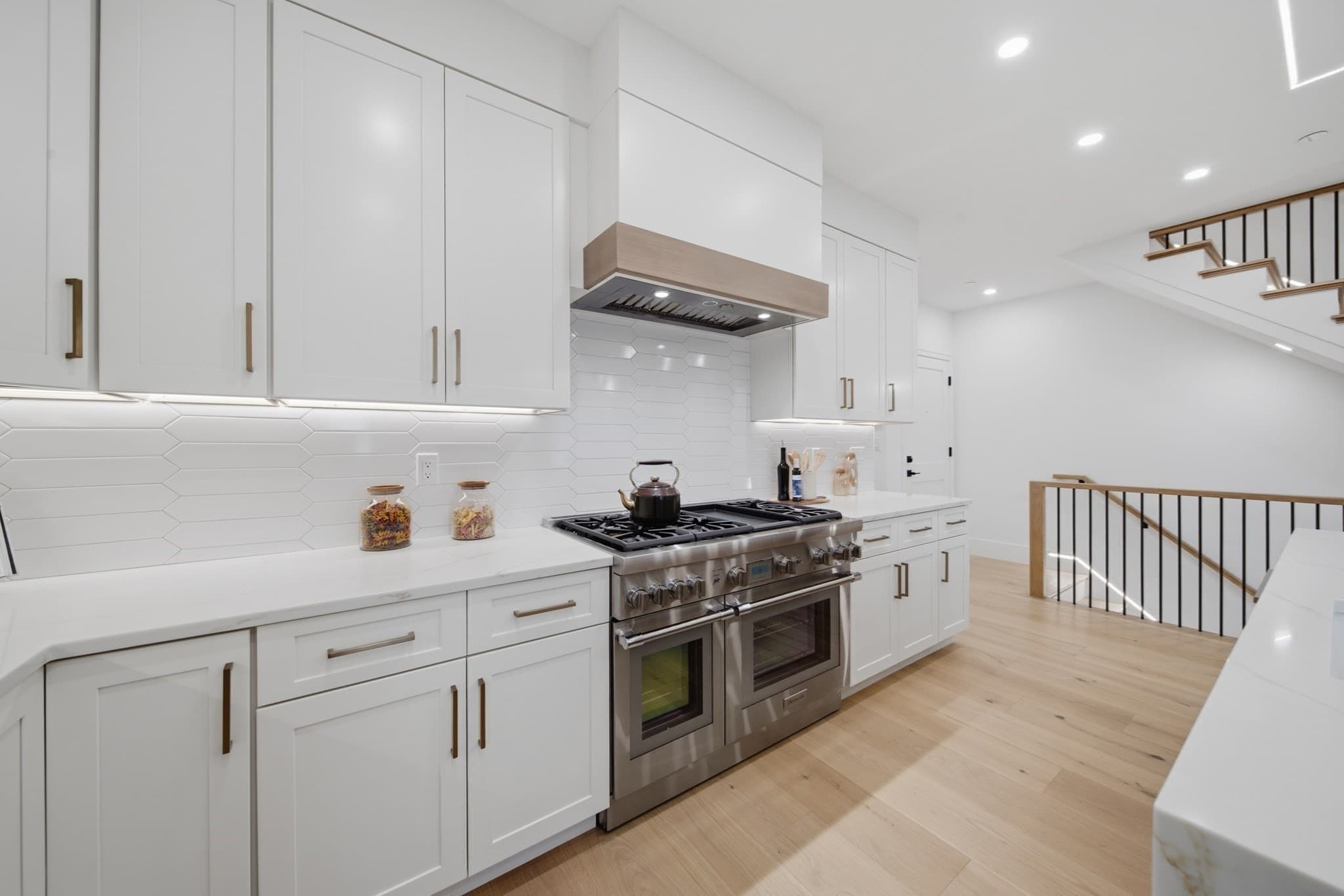 Condominium at 421 East 6th Street, Boston MA 02127, Boston, photo 9 of 42