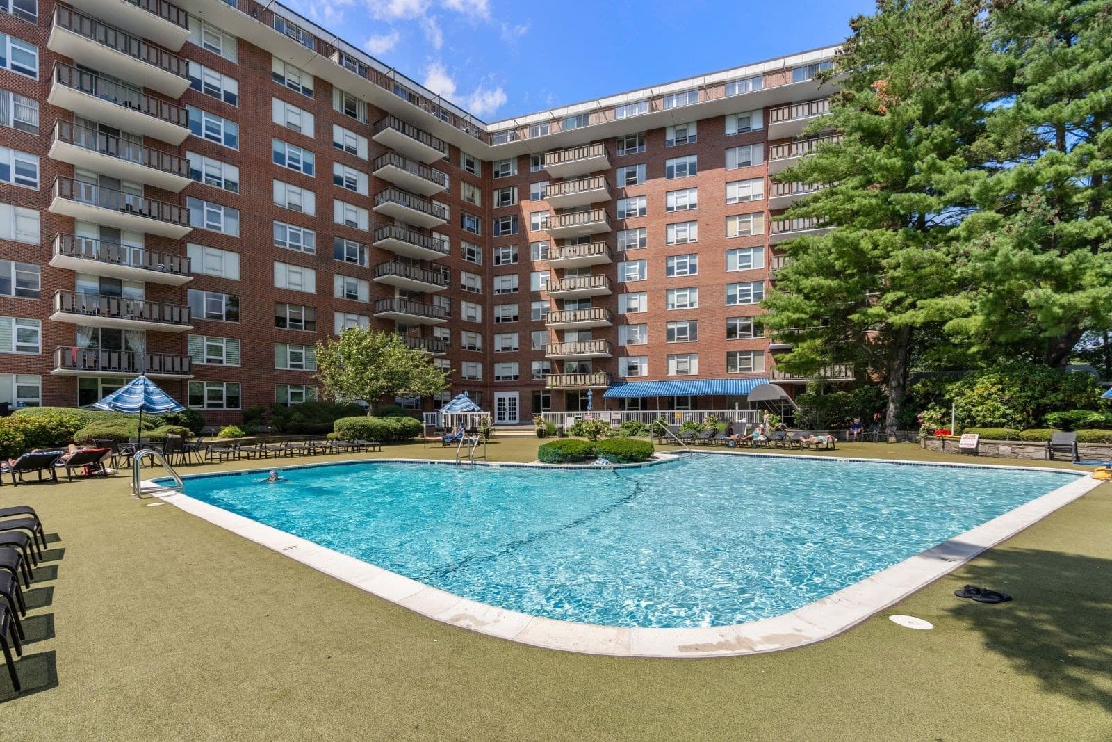 Condominium at 280 Boylston St # 308, Newton MA 02467, Newton, photo 33 of 40