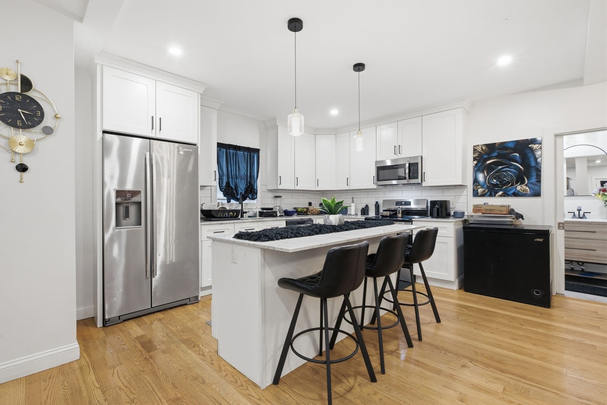Single Family Residence at 3 Oakhurst St, Boston MA 02124, Boston, photo 9 of 40
