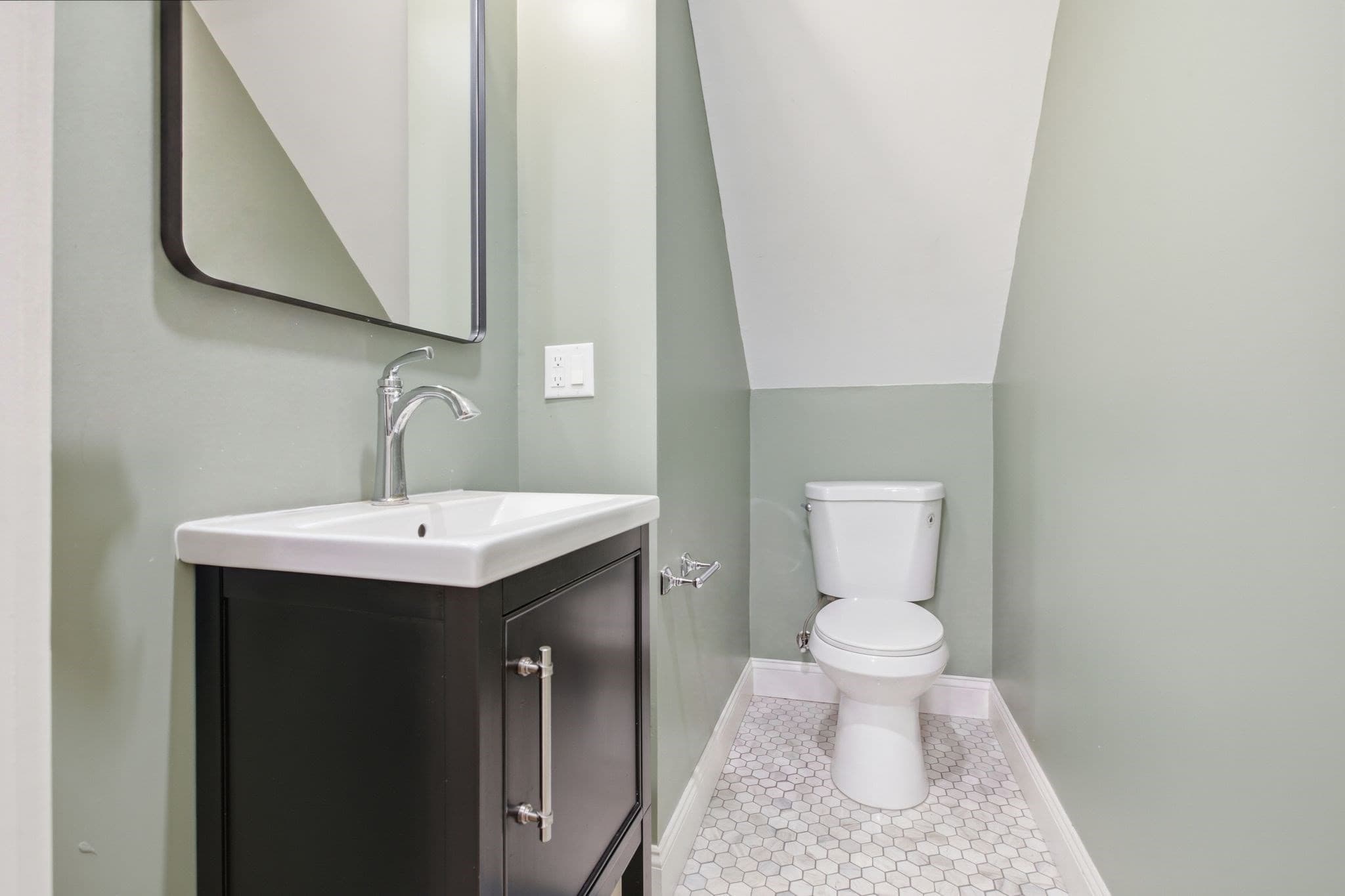 Single Family Residence at 3 Oakhurst St, Boston MA 02124, Boston, photo 29 of 40