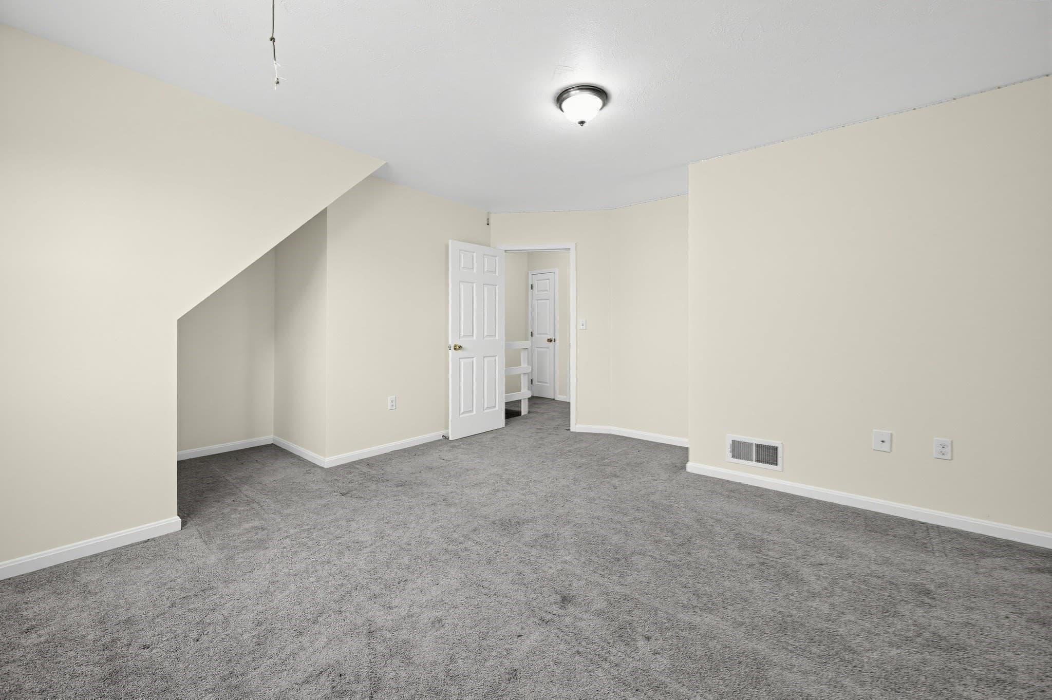 Condominium at 8 Mahogany Run # 8, Leominster MA 01453, Leominster, photo 14 of 34