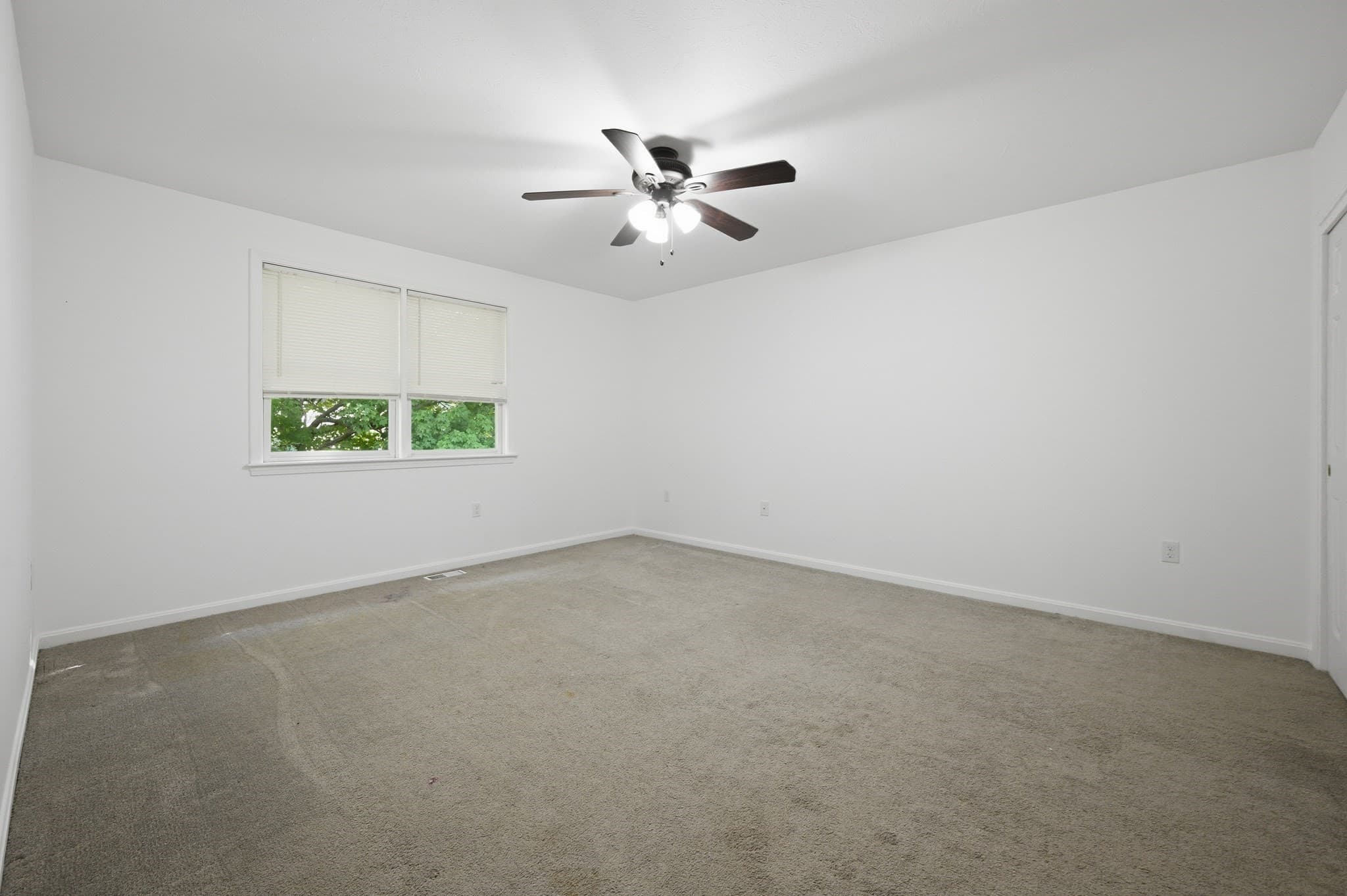 Condominium at 8 Mahogany Run # 8, Leominster MA 01453, Leominster, photo 21 of 34