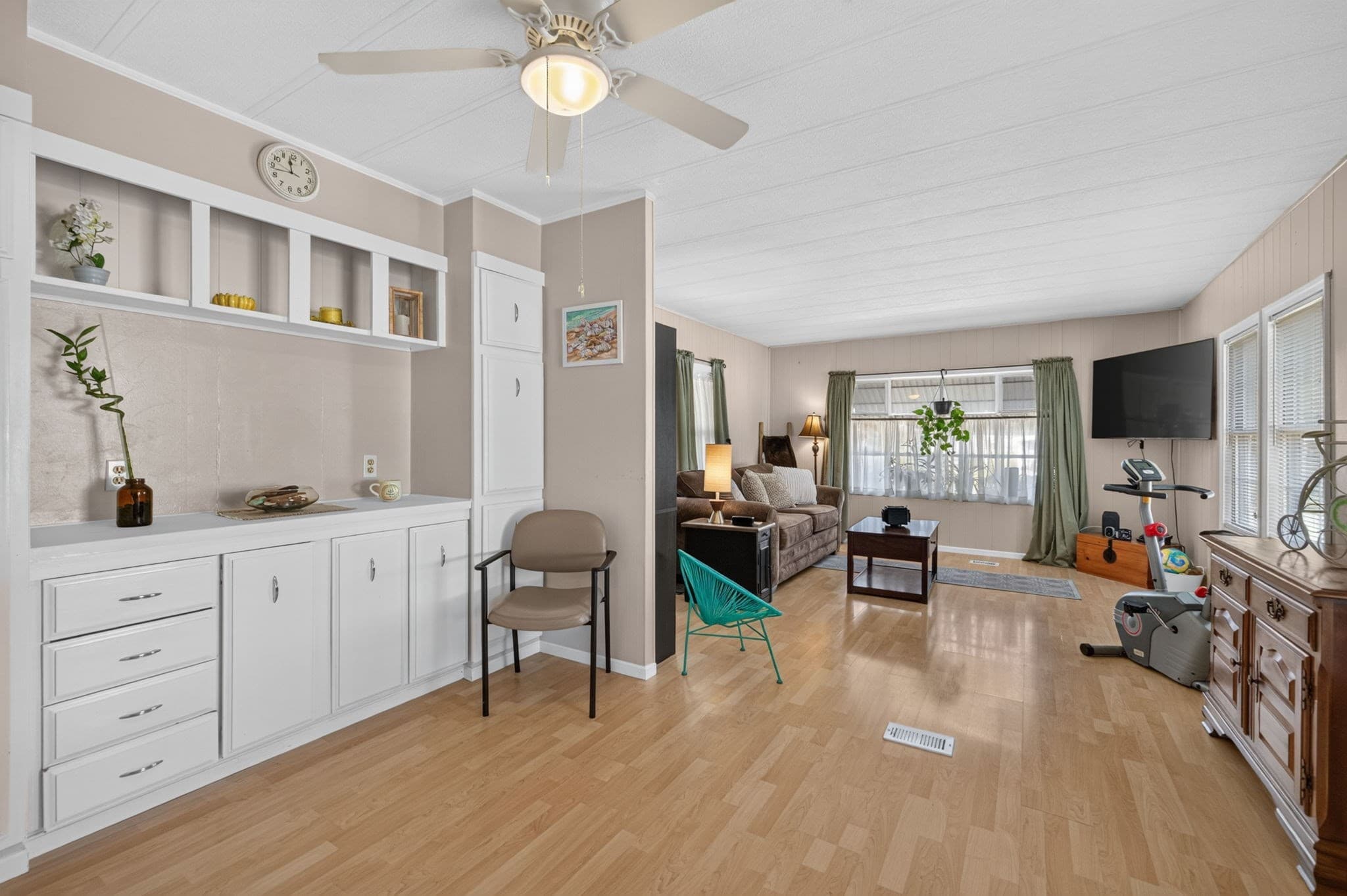 Mobile Home at 21 Dinny Lane, Plainville MA 02762, Plainville, photo 17 of 32