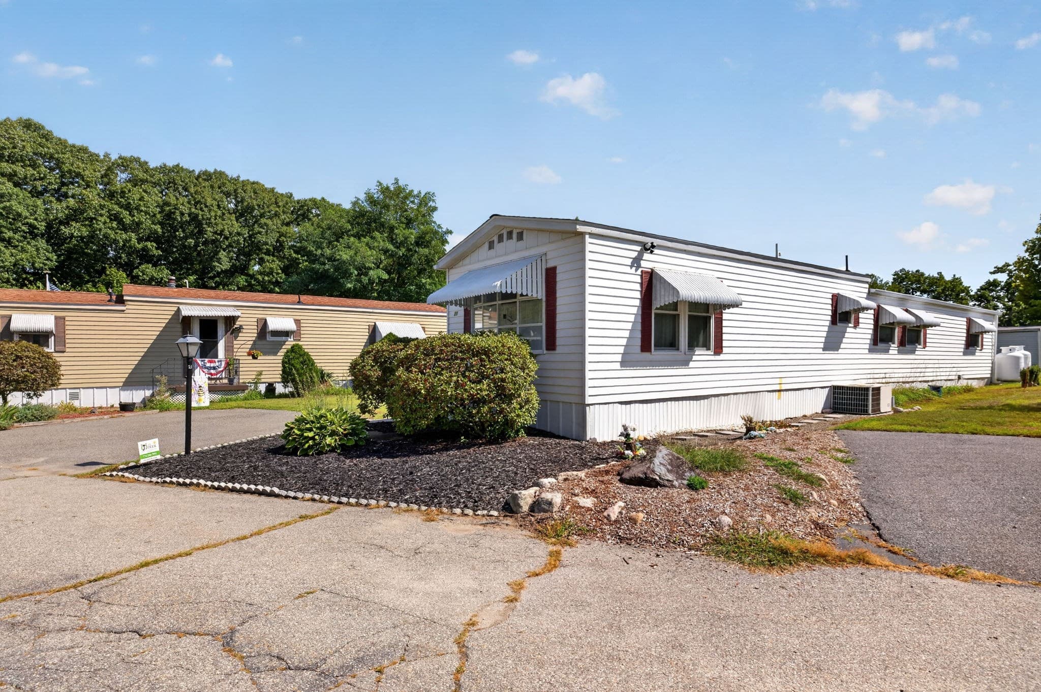 Mobile Home at 21 Dinny Lane, Plainville MA 02762, Plainville, photo 3 of 32