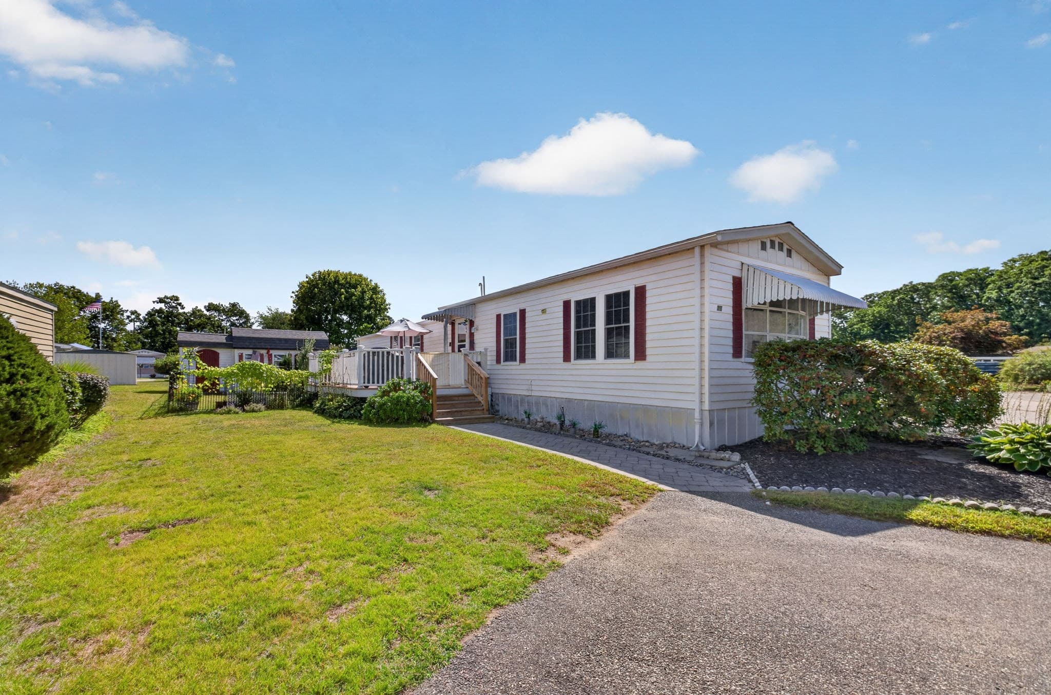 21 Dinny Lane, Plainville MA 02762