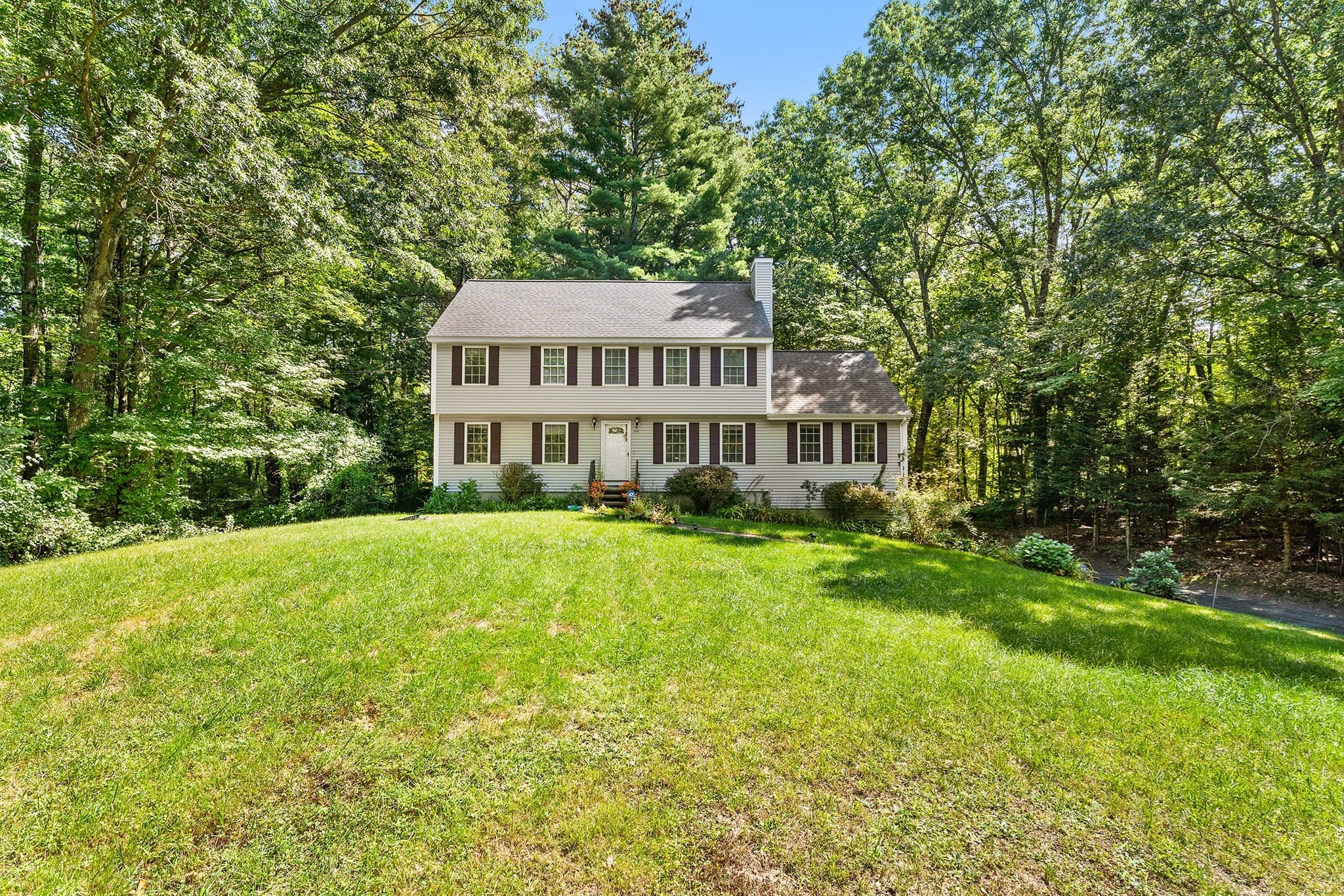 Single Family Residence at 245 Hampstead St, Methuen MA 01844, Methuen, photo 2 of 36