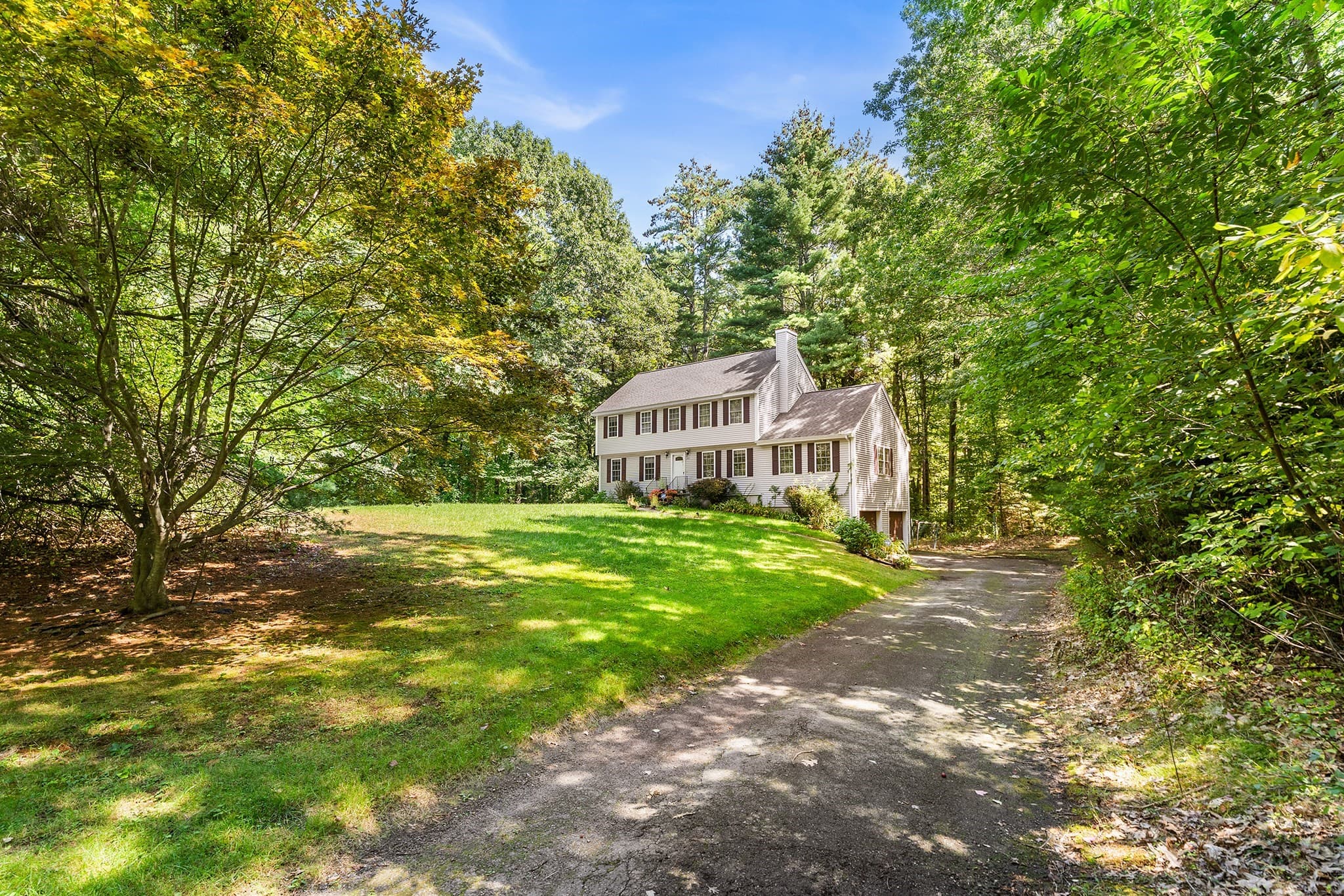 245 Hampstead St, Methuen MA 01844