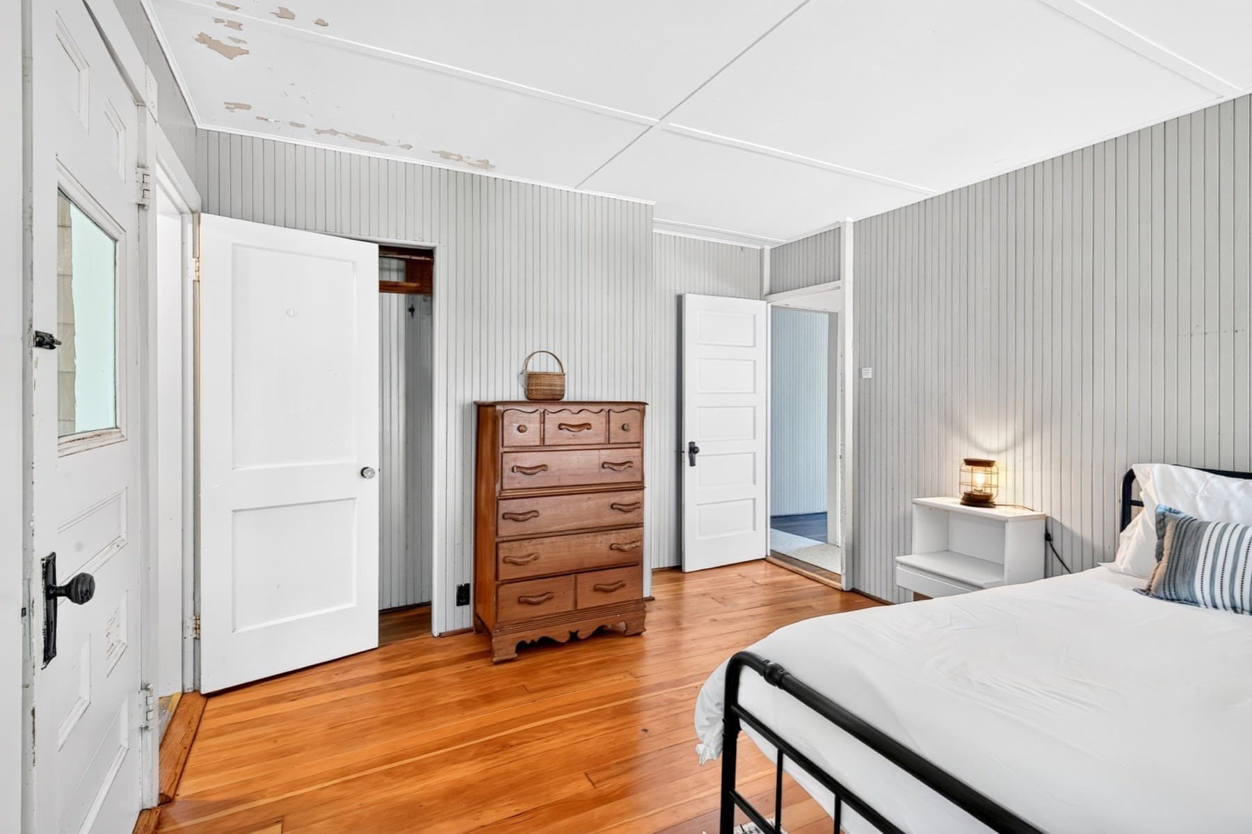 Single Family Residence at 34 Pequossett Ave, Falmouth MA 02556, Falmouth, photo 20 of 42