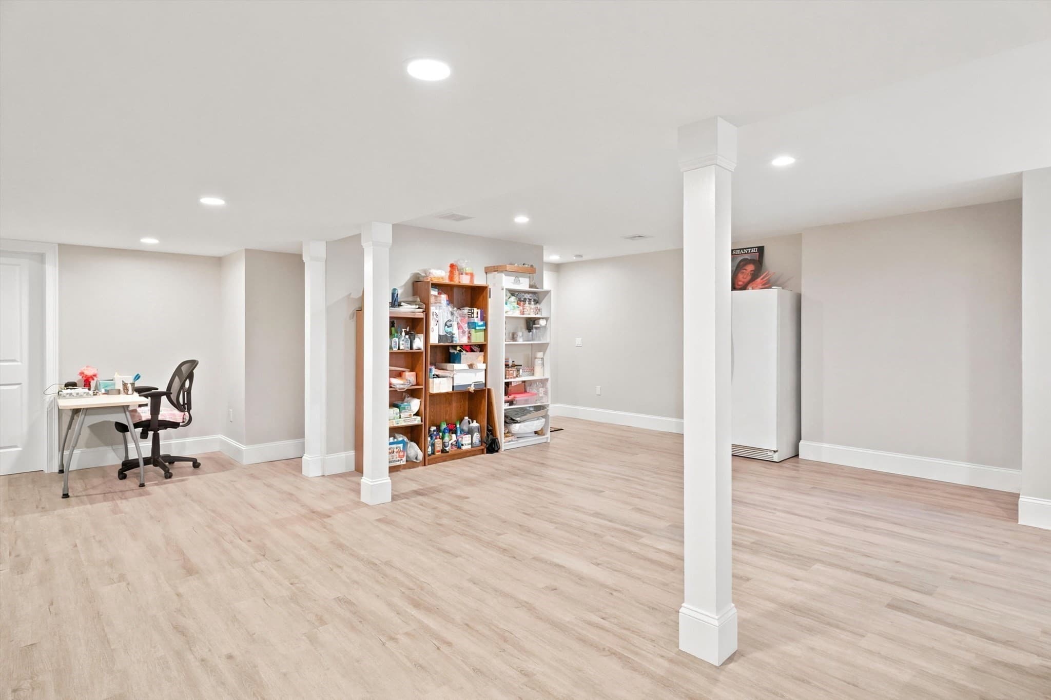 Single Family Residence at 6 Mcdonald Rd, Wilmington MA 01887, Wilmington, photo 32 of 41