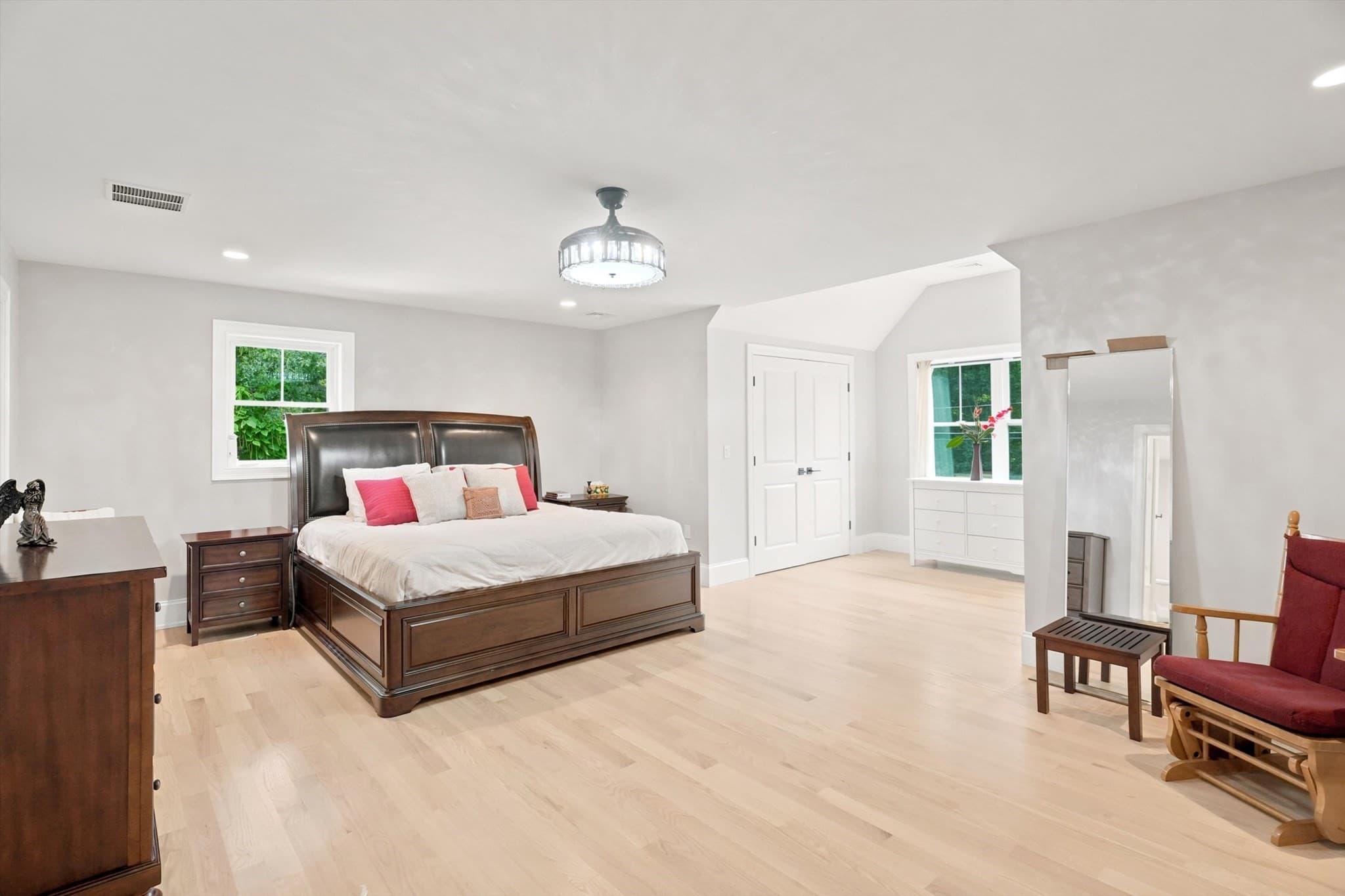 Single Family Residence at 6 Mcdonald Rd, Wilmington MA 01887, Wilmington, photo 18 of 41