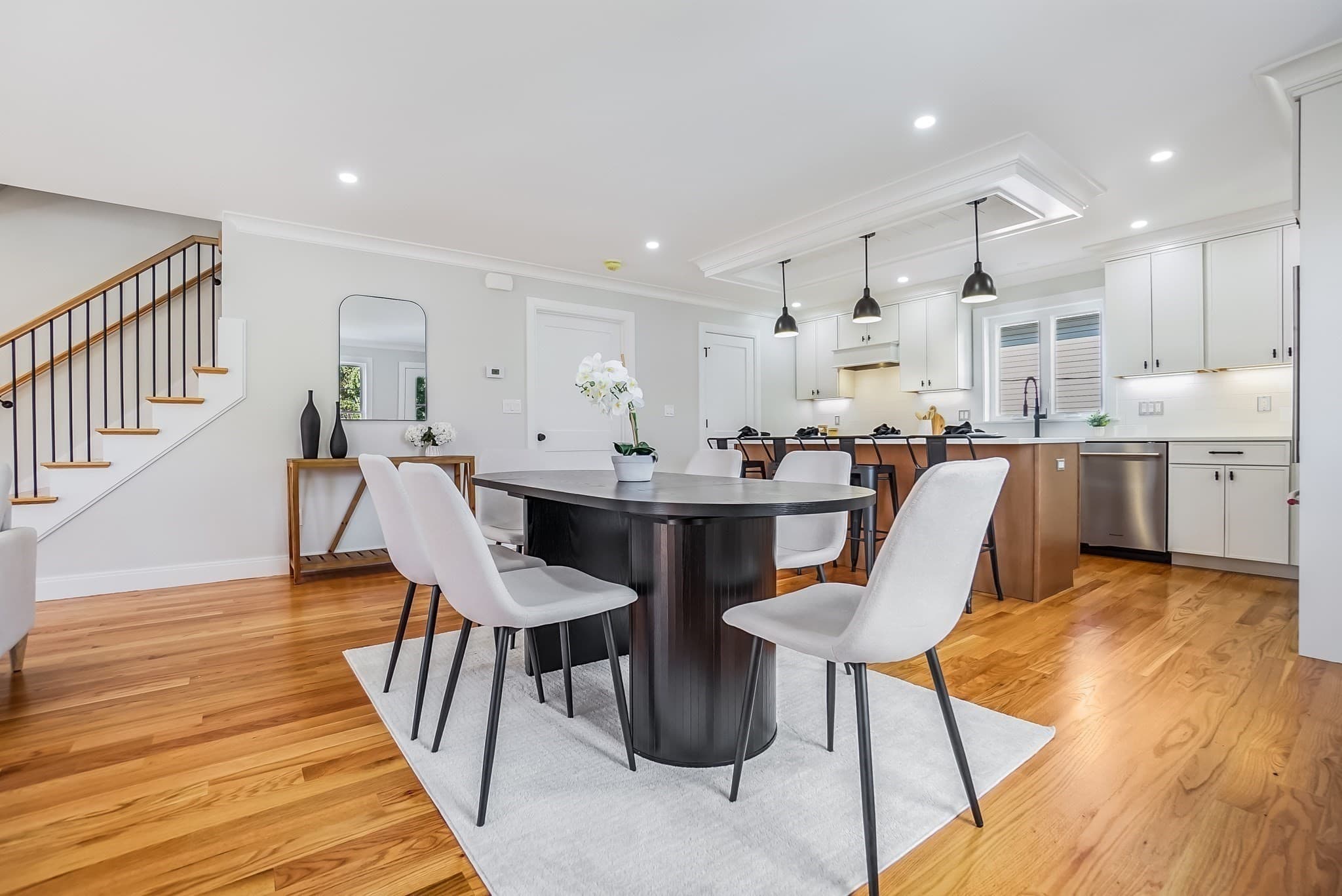 Condominium at 30 Maple St # 2, Waltham MA 02453, Waltham, photo 13 of 36