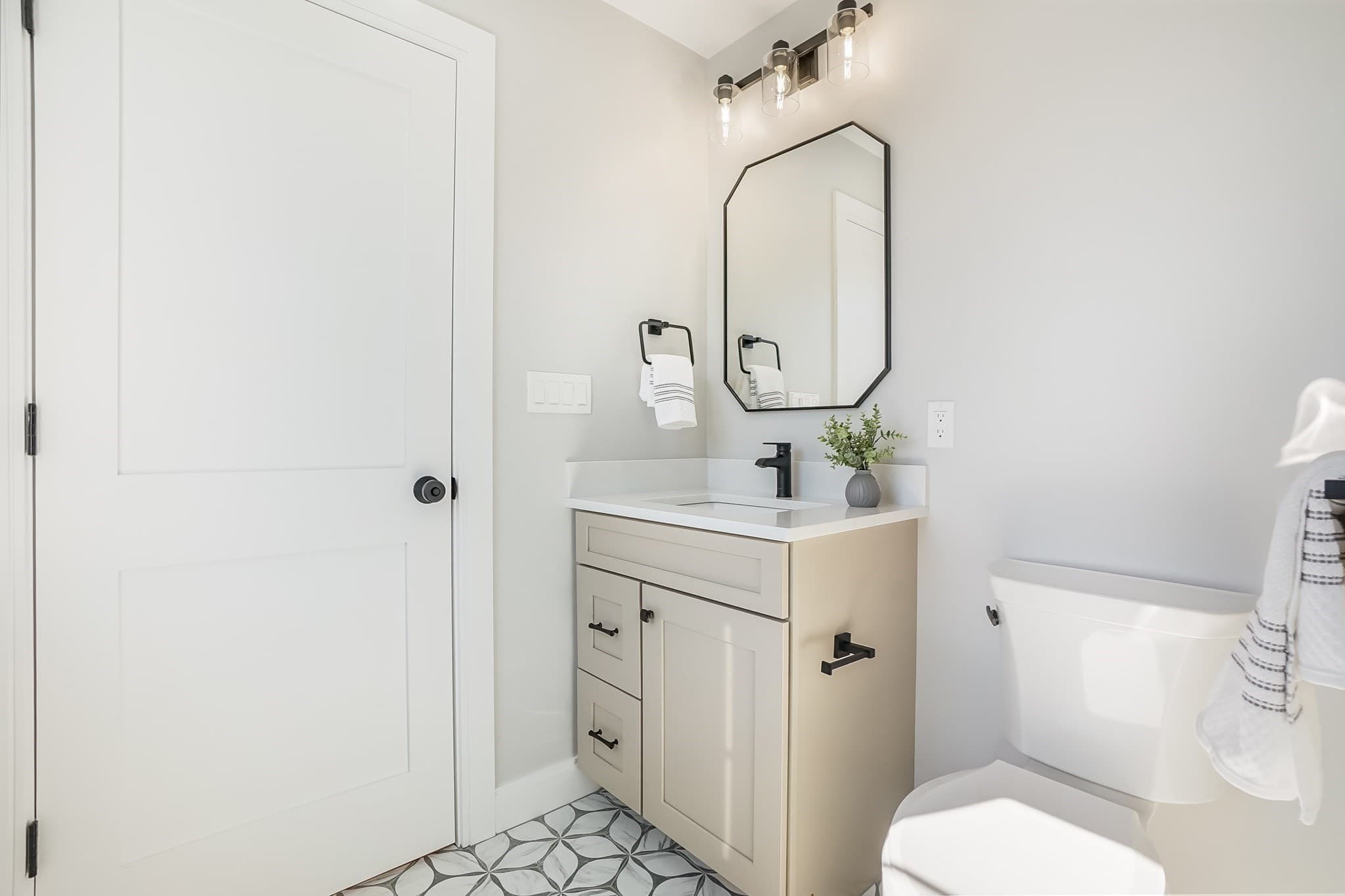 Condominium at 30 Maple St # 2, Waltham MA 02453, Waltham, photo 25 of 36