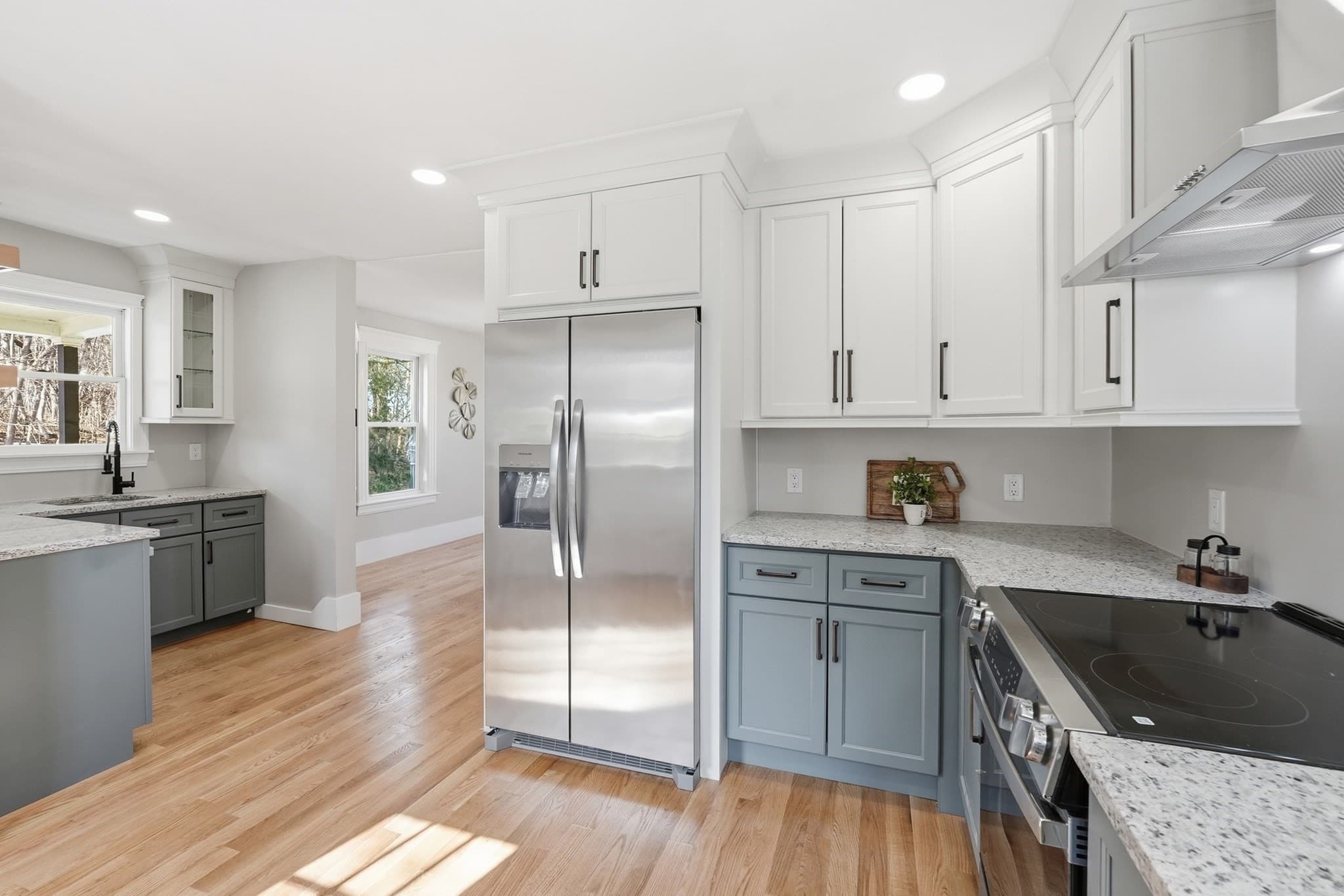 Single Family Residence at 36 Central St, Auburn MA 01501, Auburn, photo 11 of 29