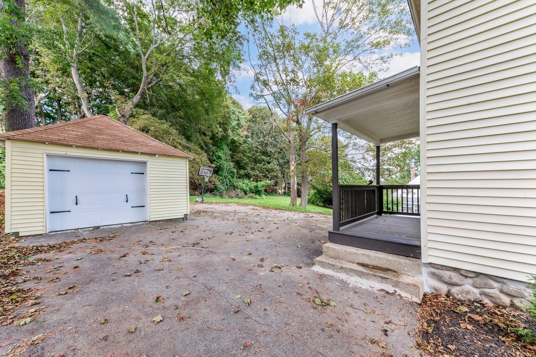 Single Family Residence at 36 Central St, Auburn MA 01501, Auburn, photo 25 of 29