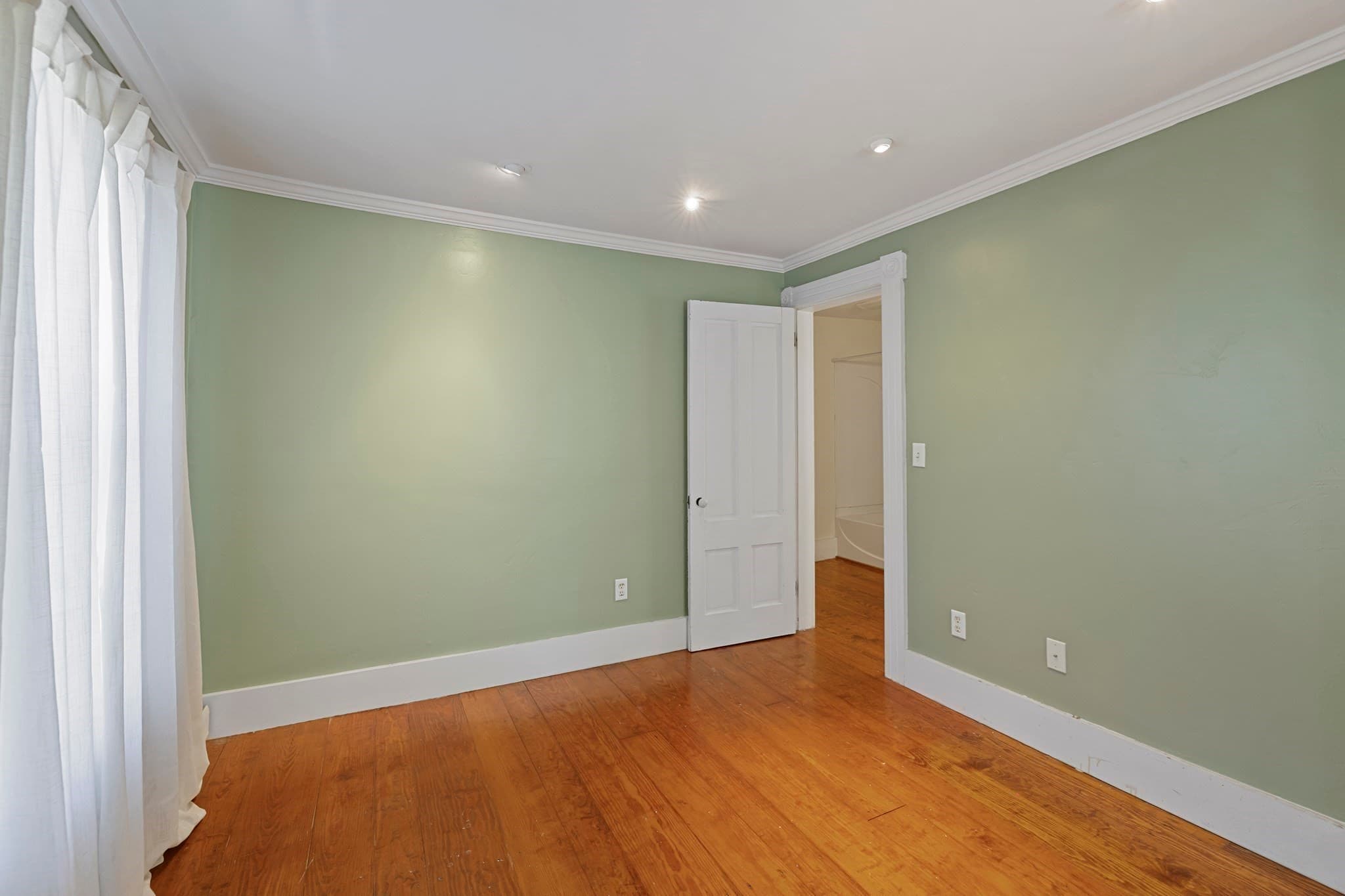 Single Family Residence at 10 Spring St, North Brookfield MA 01535, North Brookfield, photo 25 of 42