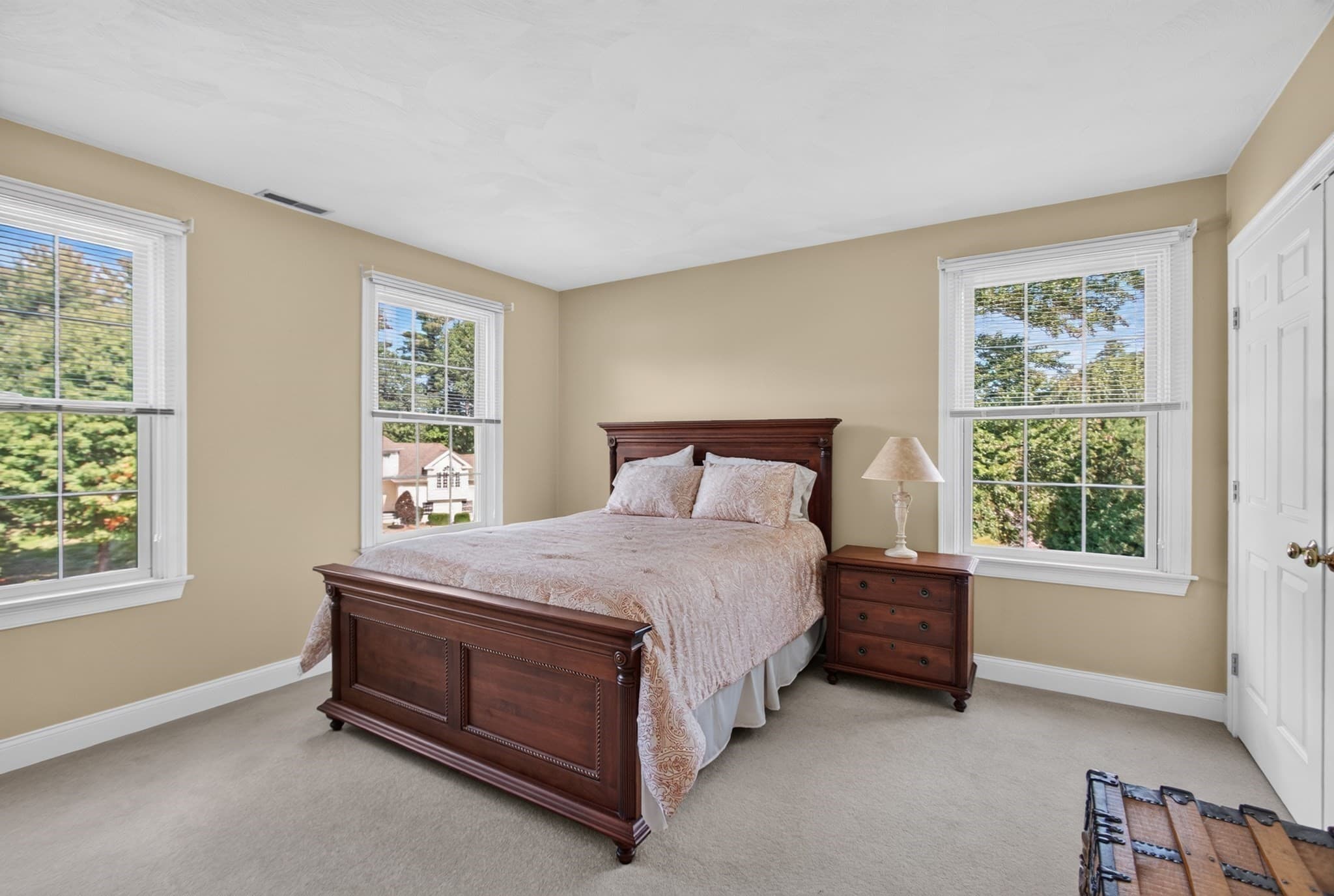 Single Family Residence at 21 Somerset Dr, Andover MA 01810, Andover, photo 27 of 42