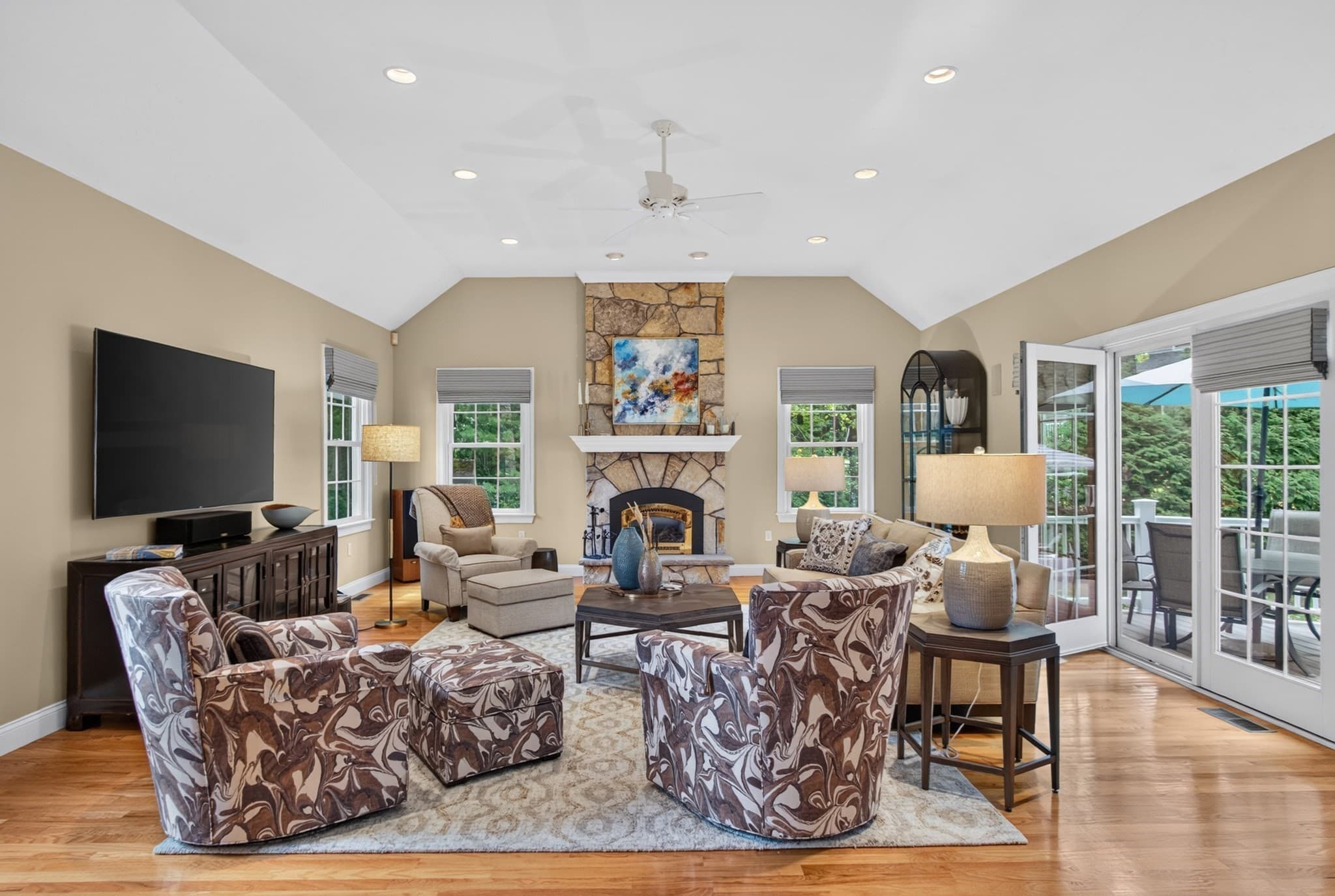 Single Family Residence at 21 Somerset Dr, Andover MA 01810, Andover, photo 16 of 42