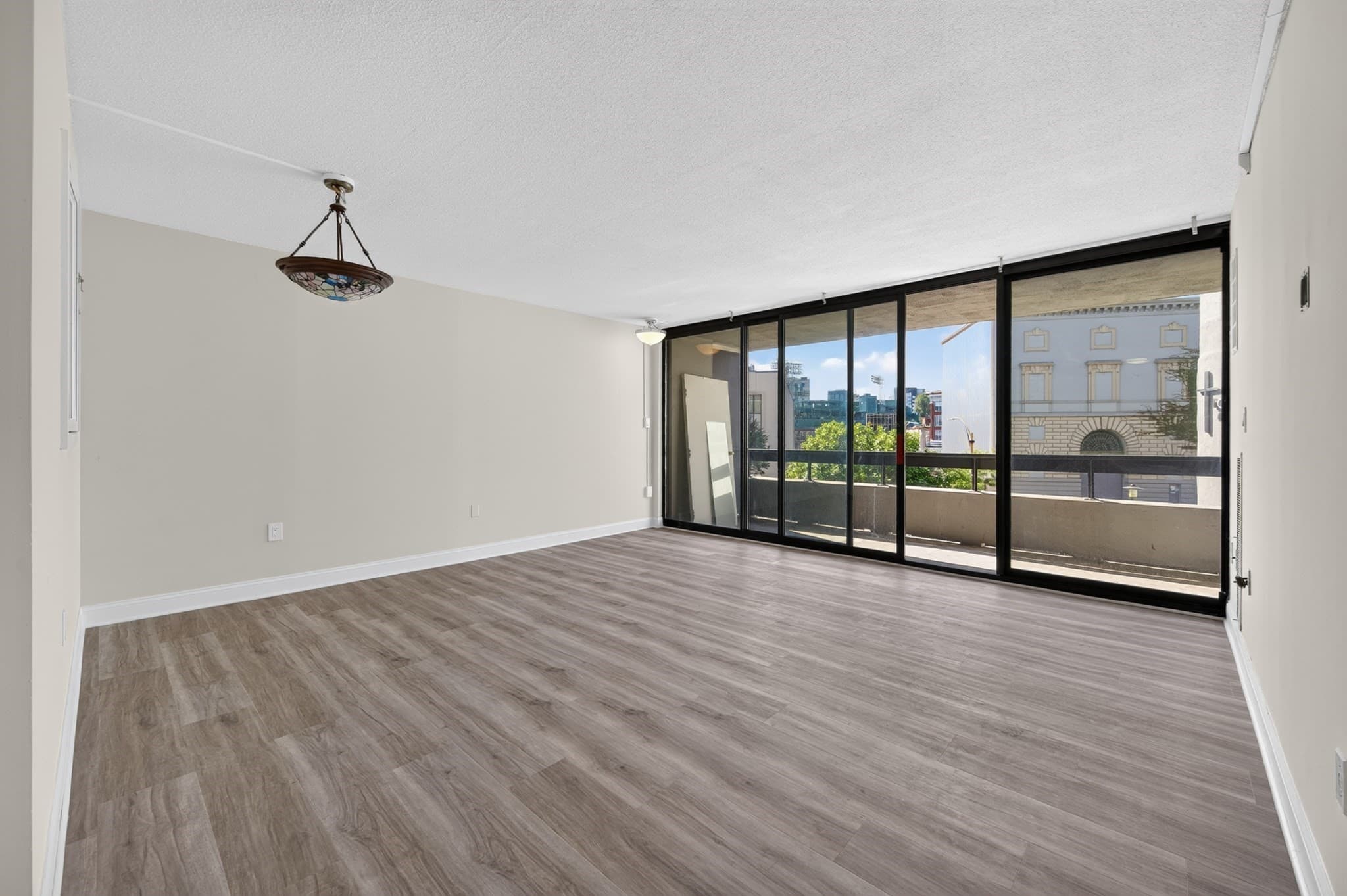 Stock Cooperative at 566 Commonwealth Ave # 308, Boston MA 02215, photo 2 of 25