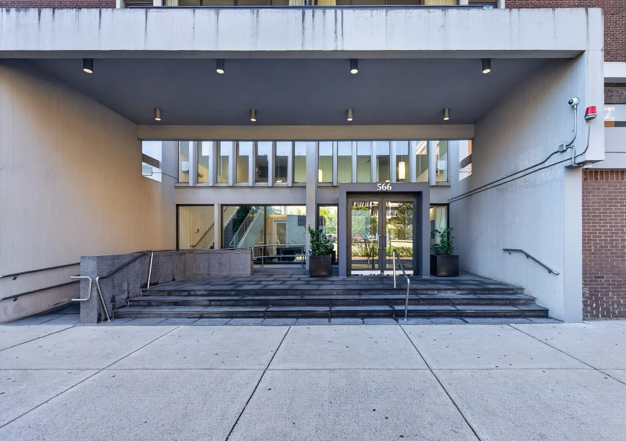 Stock Cooperative at 566 Commonwealth Ave # 308, Boston MA 02215, photo 24 of 25