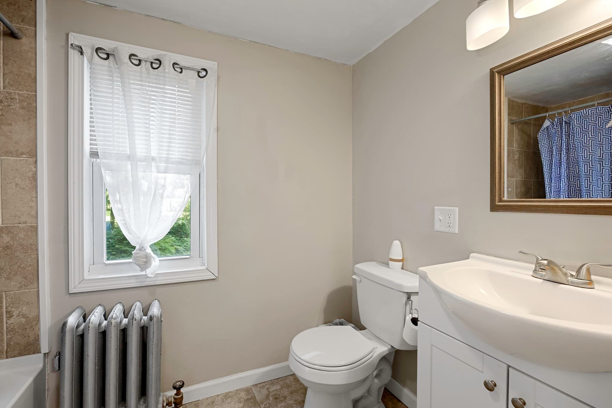 Single Family Residence at 1100 Roosevelt Ave, Springfield MA 01109, Springfield, photo 15 of 28