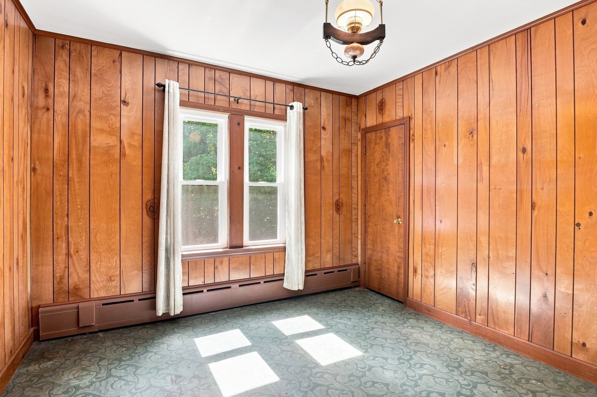 Single Family Residence at 28 Eastern Avenue, Webster MA 01570, Webster, photo 13 of 25