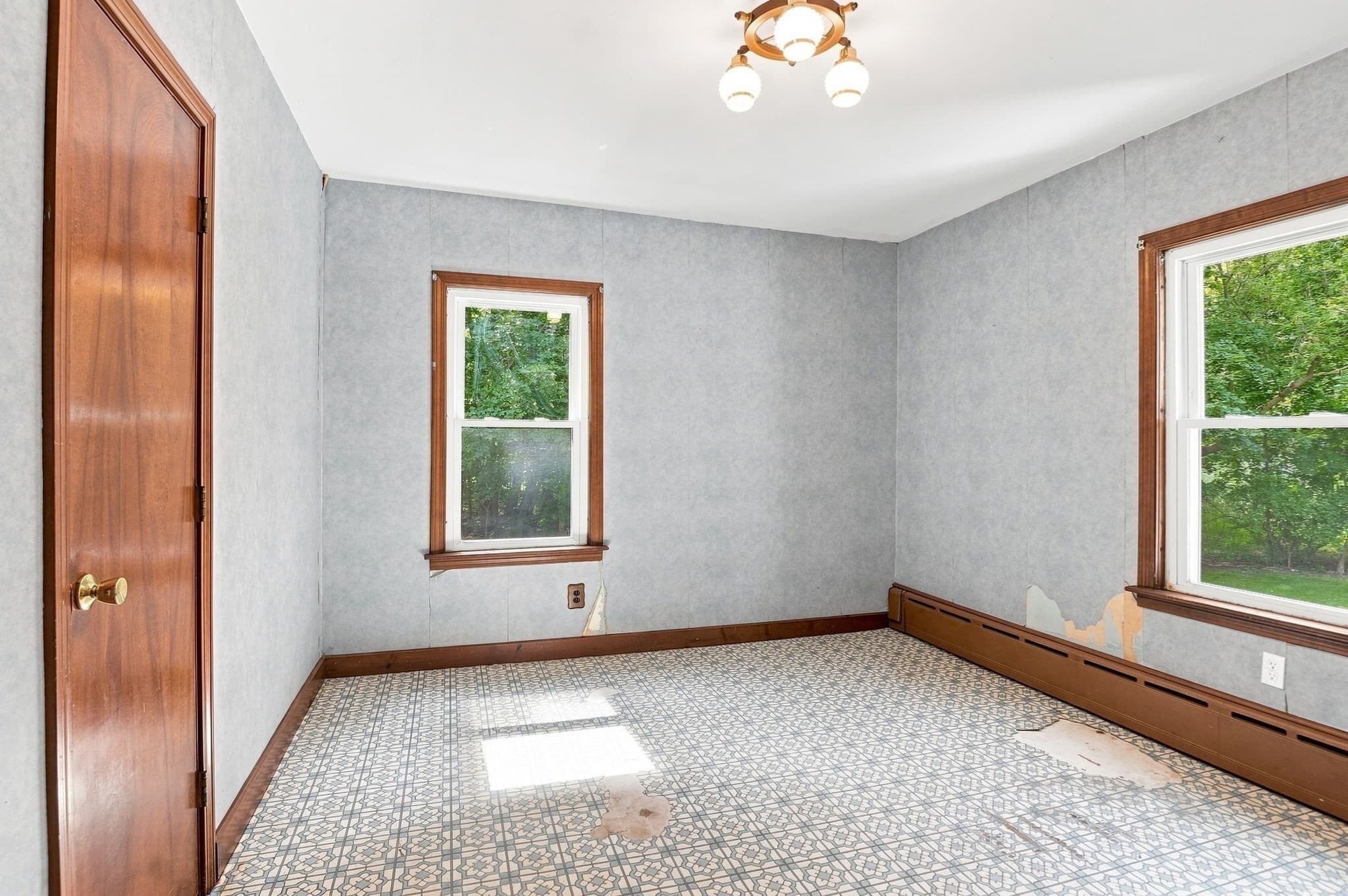 Single Family Residence at 28 Eastern Avenue, Webster MA 01570, Webster, photo 9 of 25
