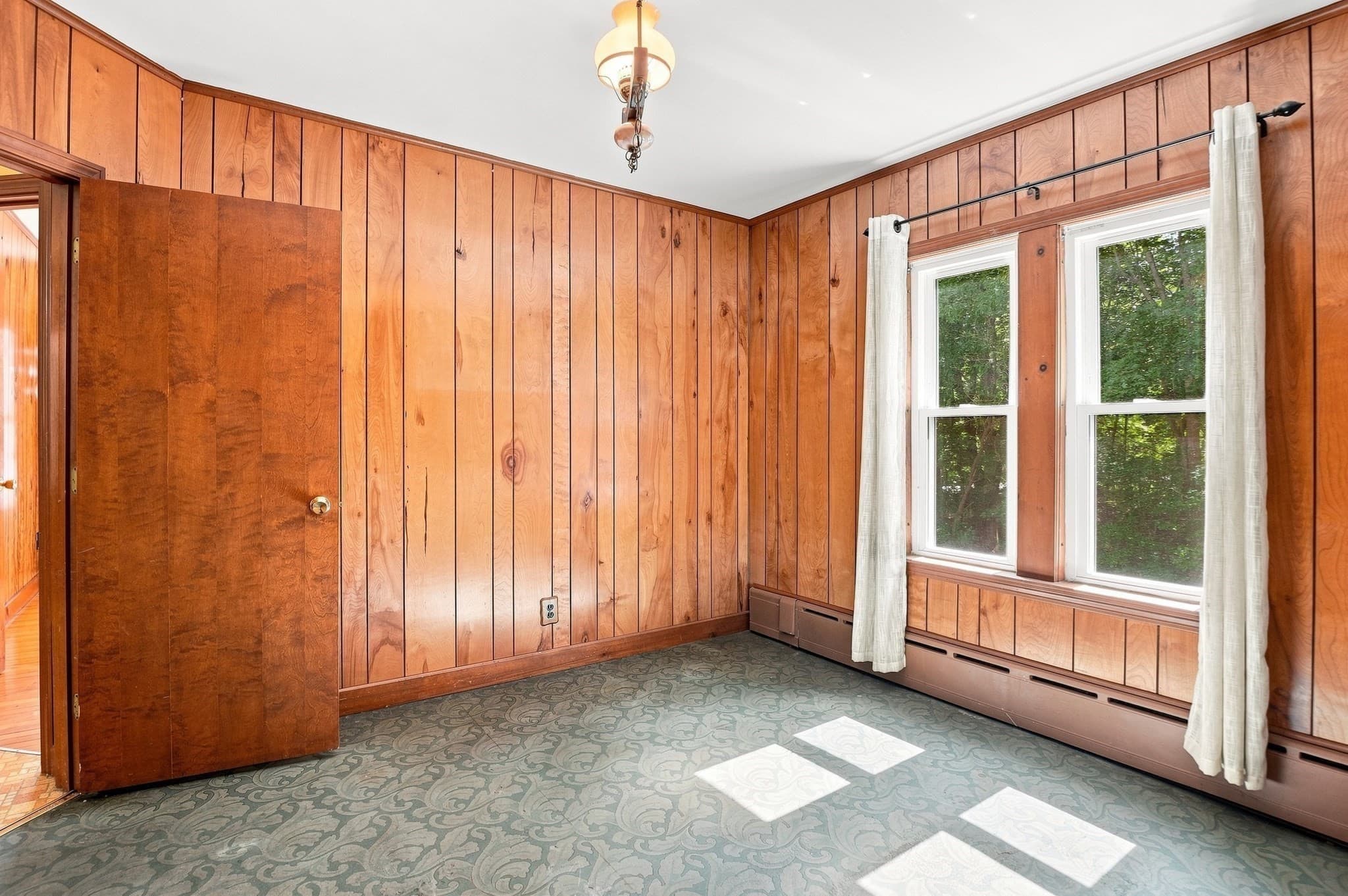 Single Family Residence at 28 Eastern Avenue, Webster MA 01570, Webster, photo 15 of 25