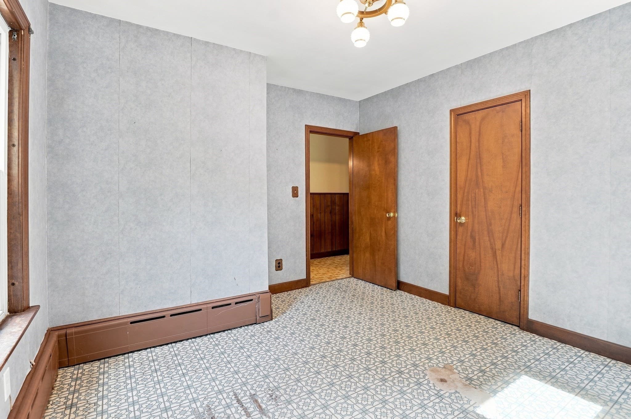 Single Family Residence at 28 Eastern Avenue, Webster MA 01570, Webster, photo 11 of 25