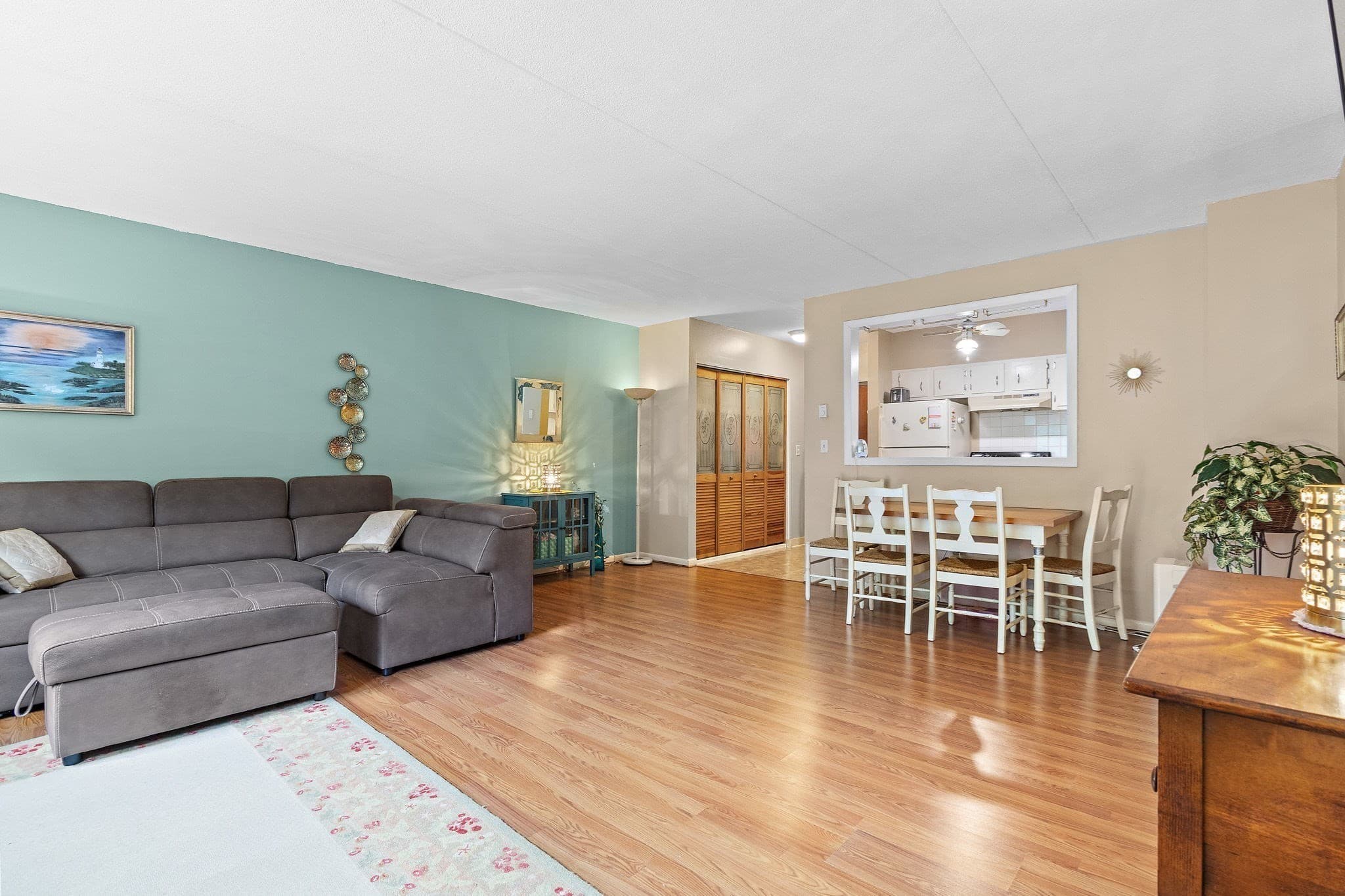 Condominium at 49 Windsor Dr # 301, Holliston MA 01746, photo 4 of 21