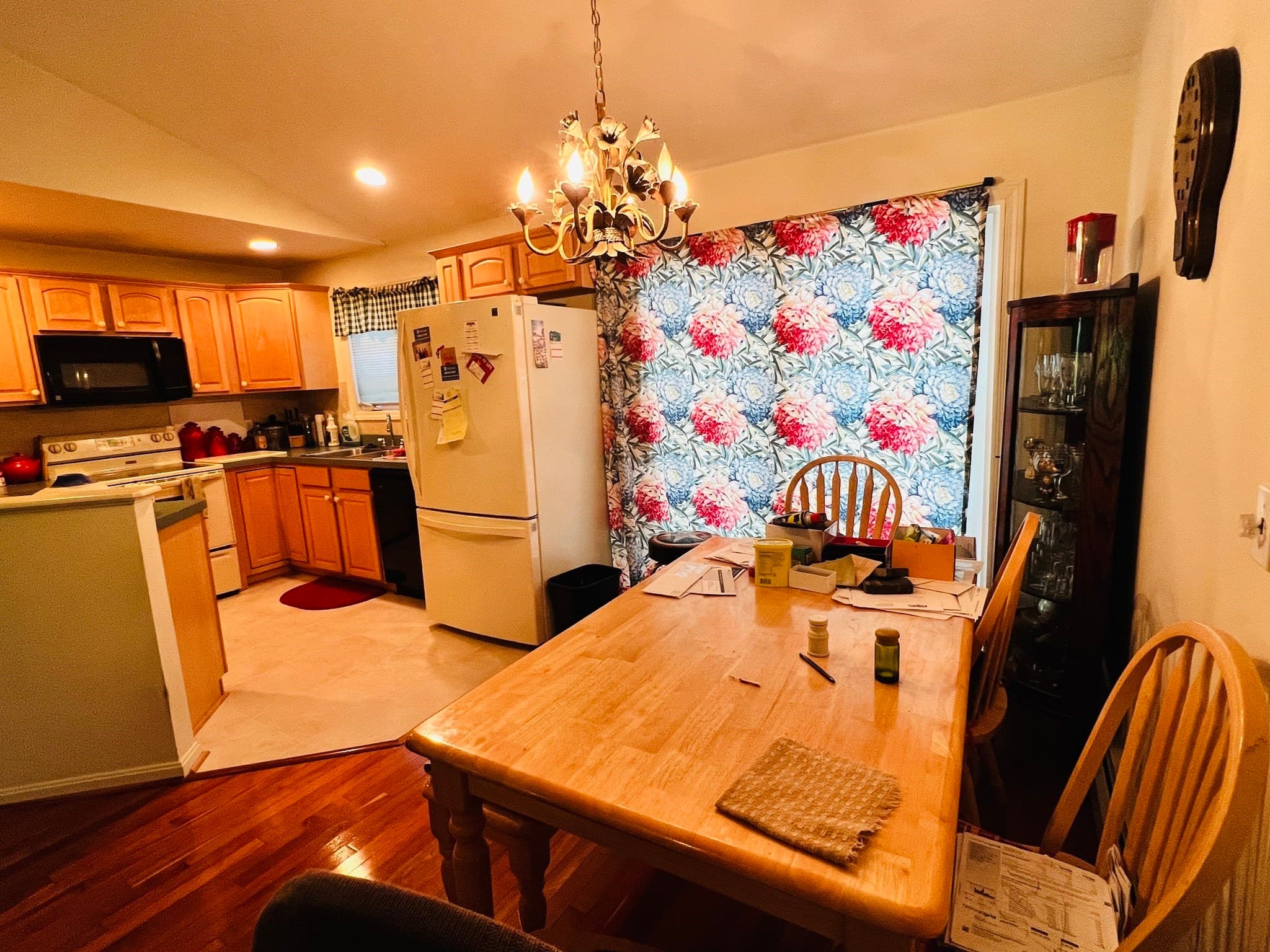 Single Family Residence at 12 Deerfield Cir, Auburn MA 01501, Auburn, photo 9 of 37