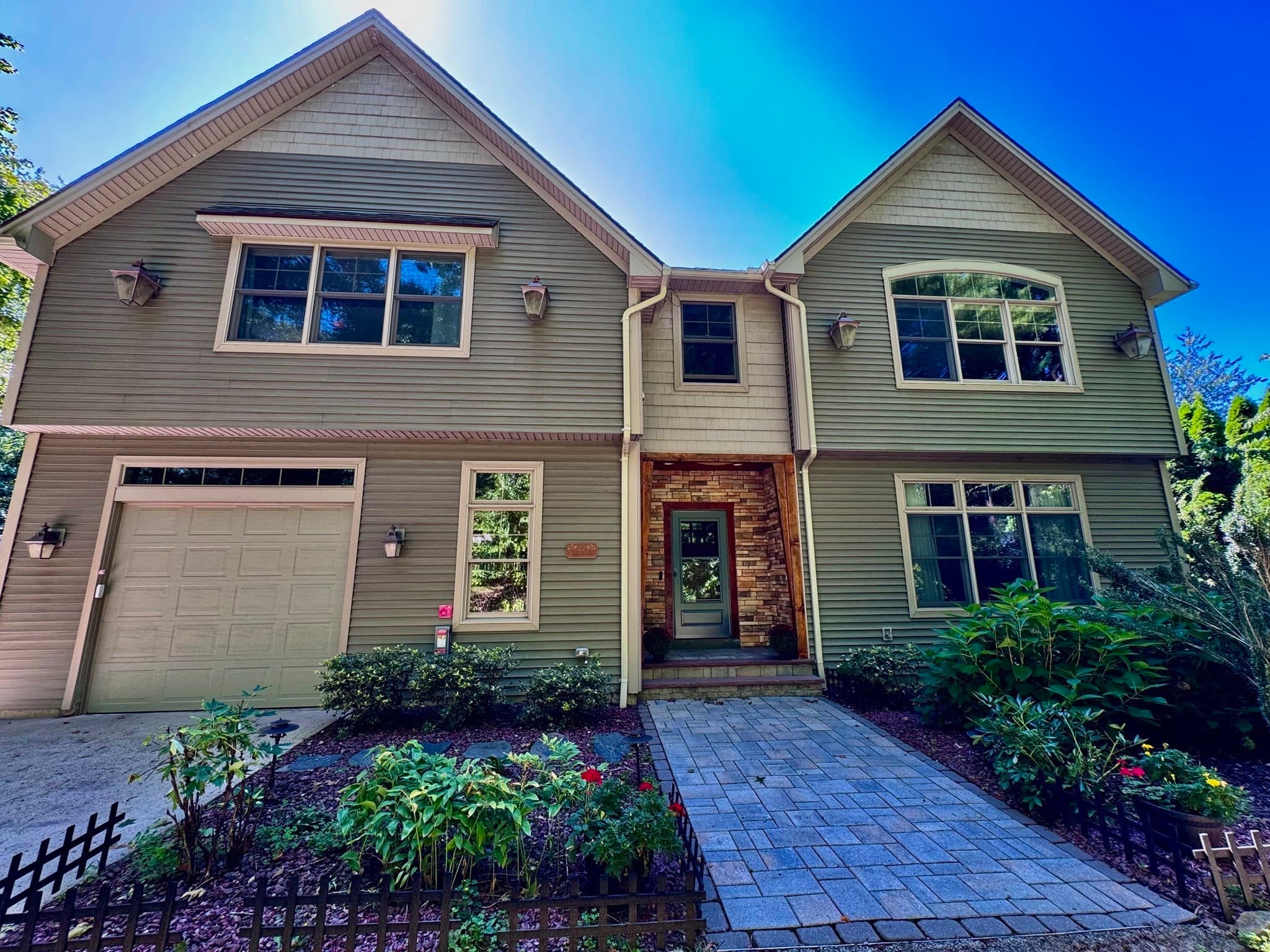 20 Bungalow Point, Wilbraham MA 01095