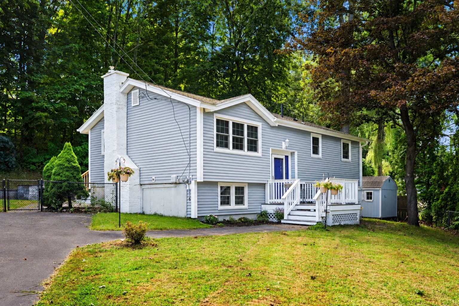 15 Sharyn Circle, Lowell MA 01852