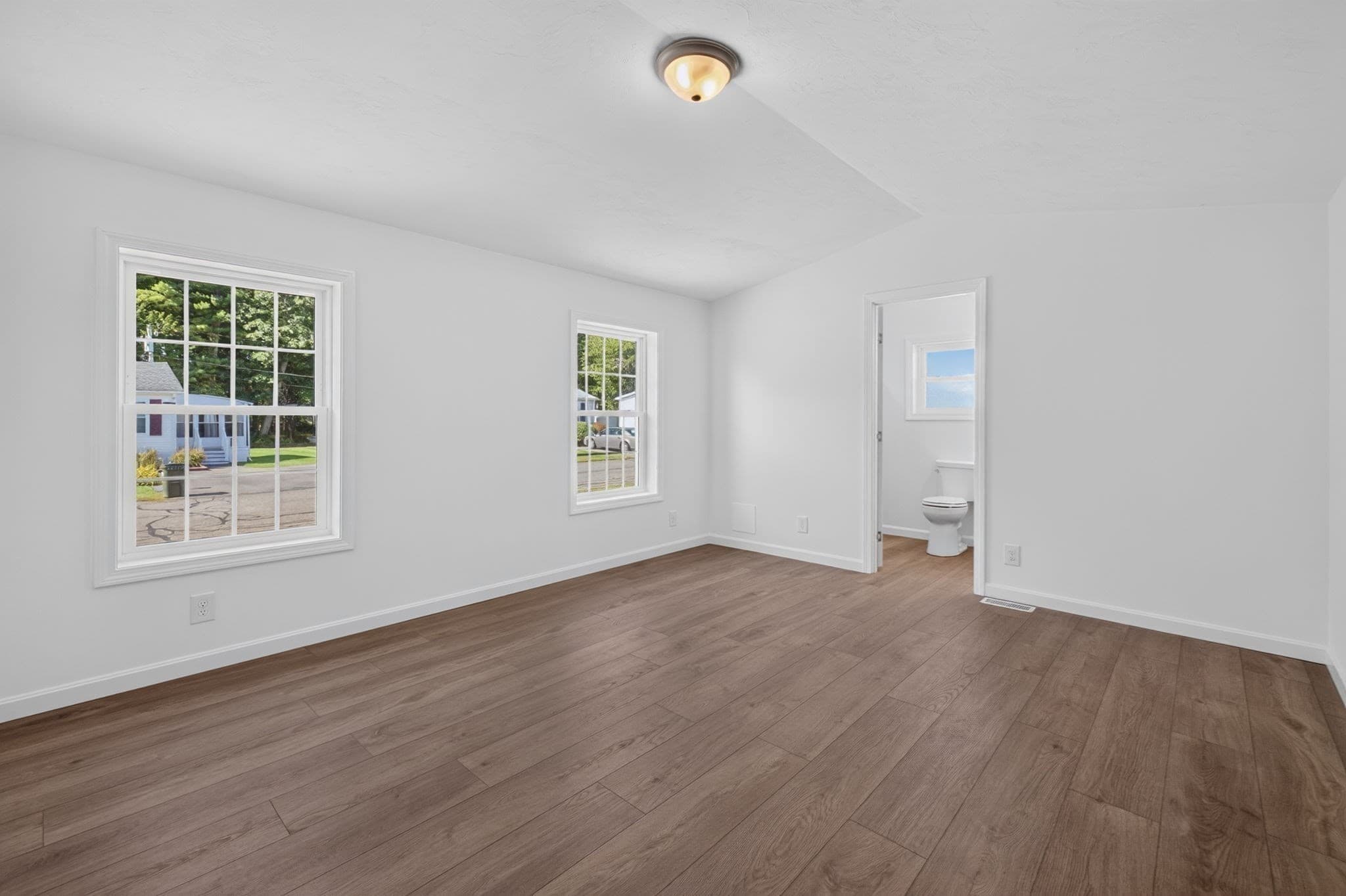 Mobile Home at 14 Amber Way, Raynham MA 02767, Raynham, photo 15 of 34