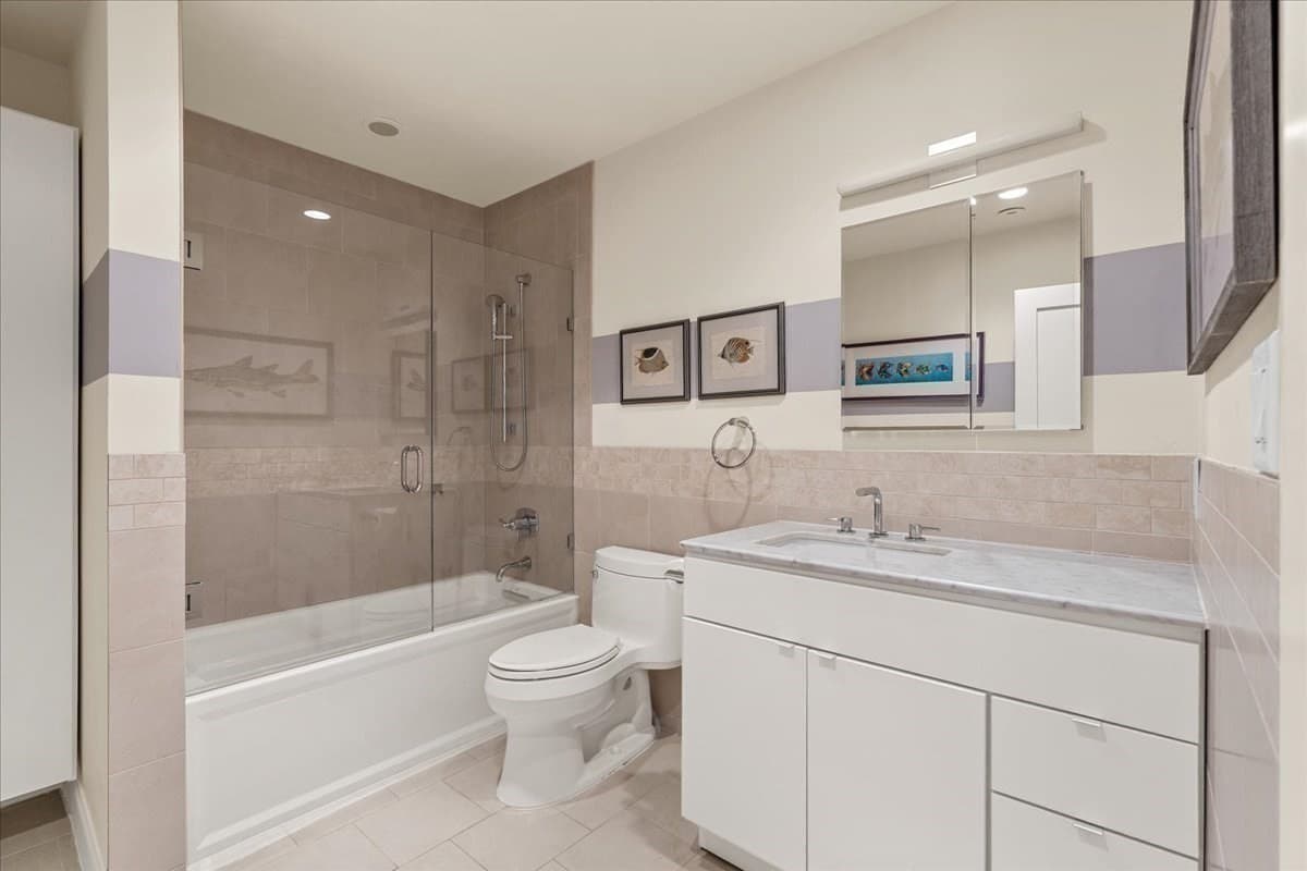 Single Family Residence at 20 Bay View Ave, Quincy MA 02169, Quincy, photo 8 of 23