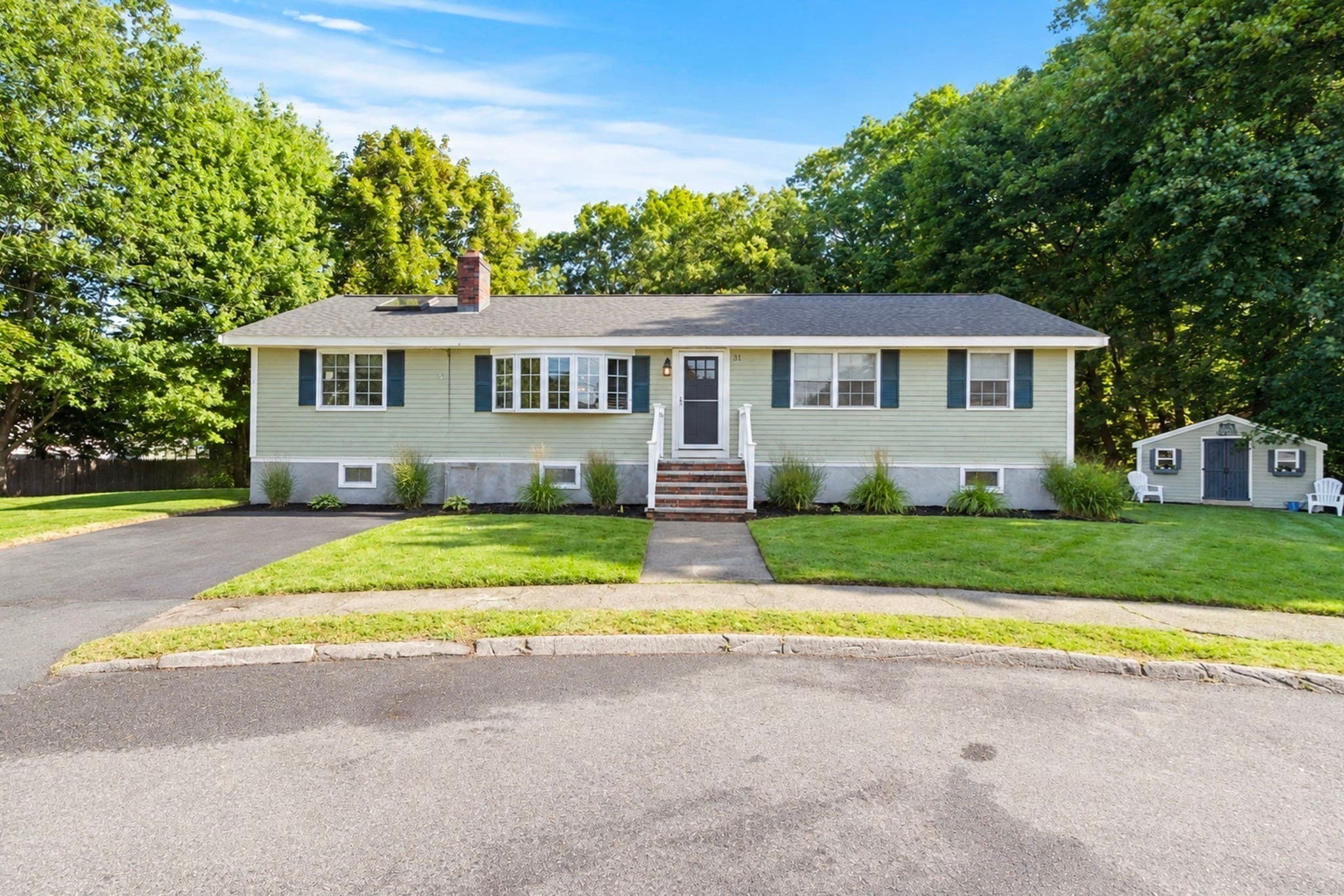 31 Columbus Road, Woburn MA 01801