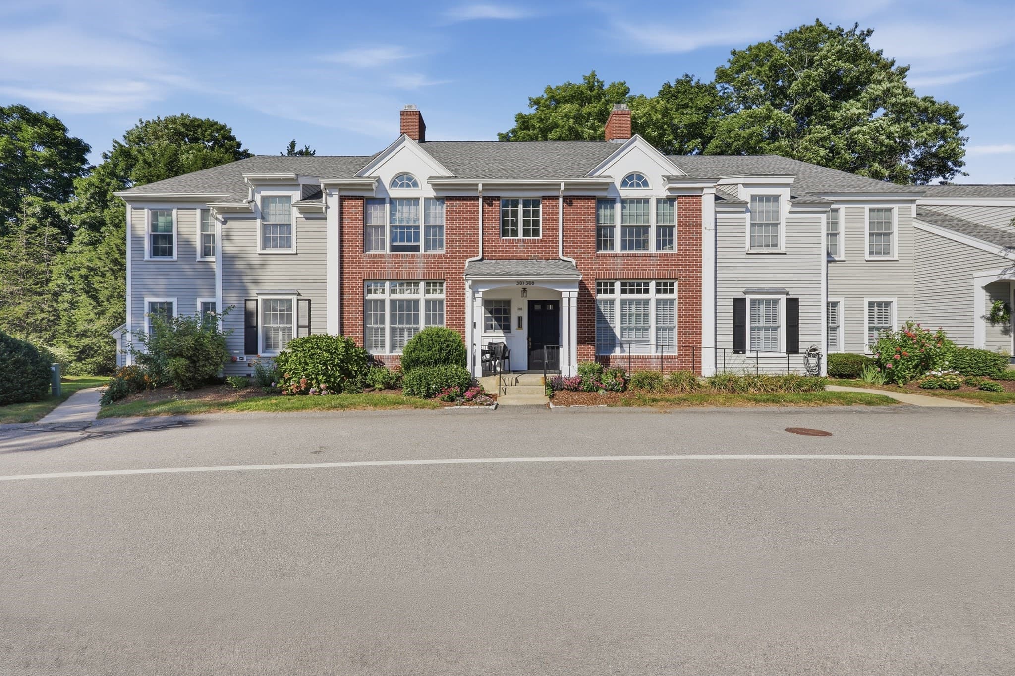 308 Old Country Rd # 308, Wenham MA 01984
