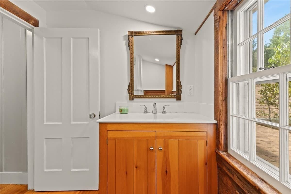 Single Family Residence at 431 Moraine St, Marshfield MA 02050, Marshfield, photo 27 of 42