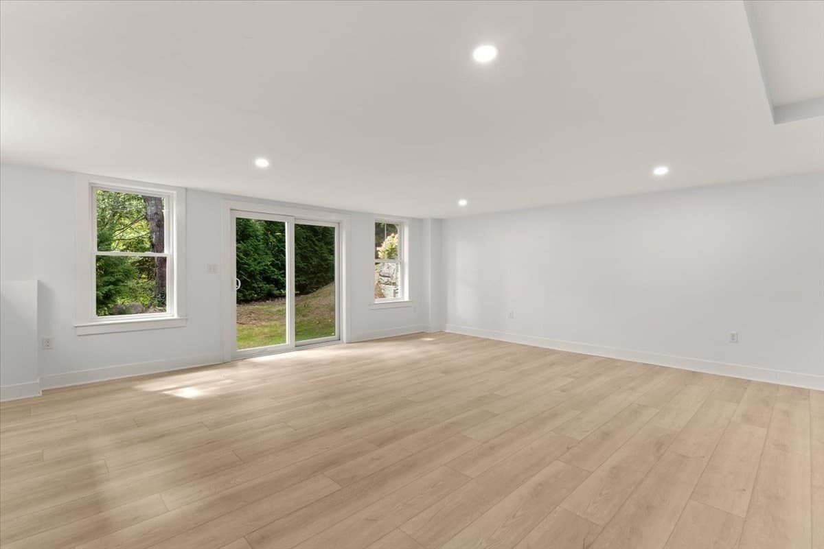 Single Family Residence at 431 Moraine St, Marshfield MA 02050, Marshfield, photo 33 of 42