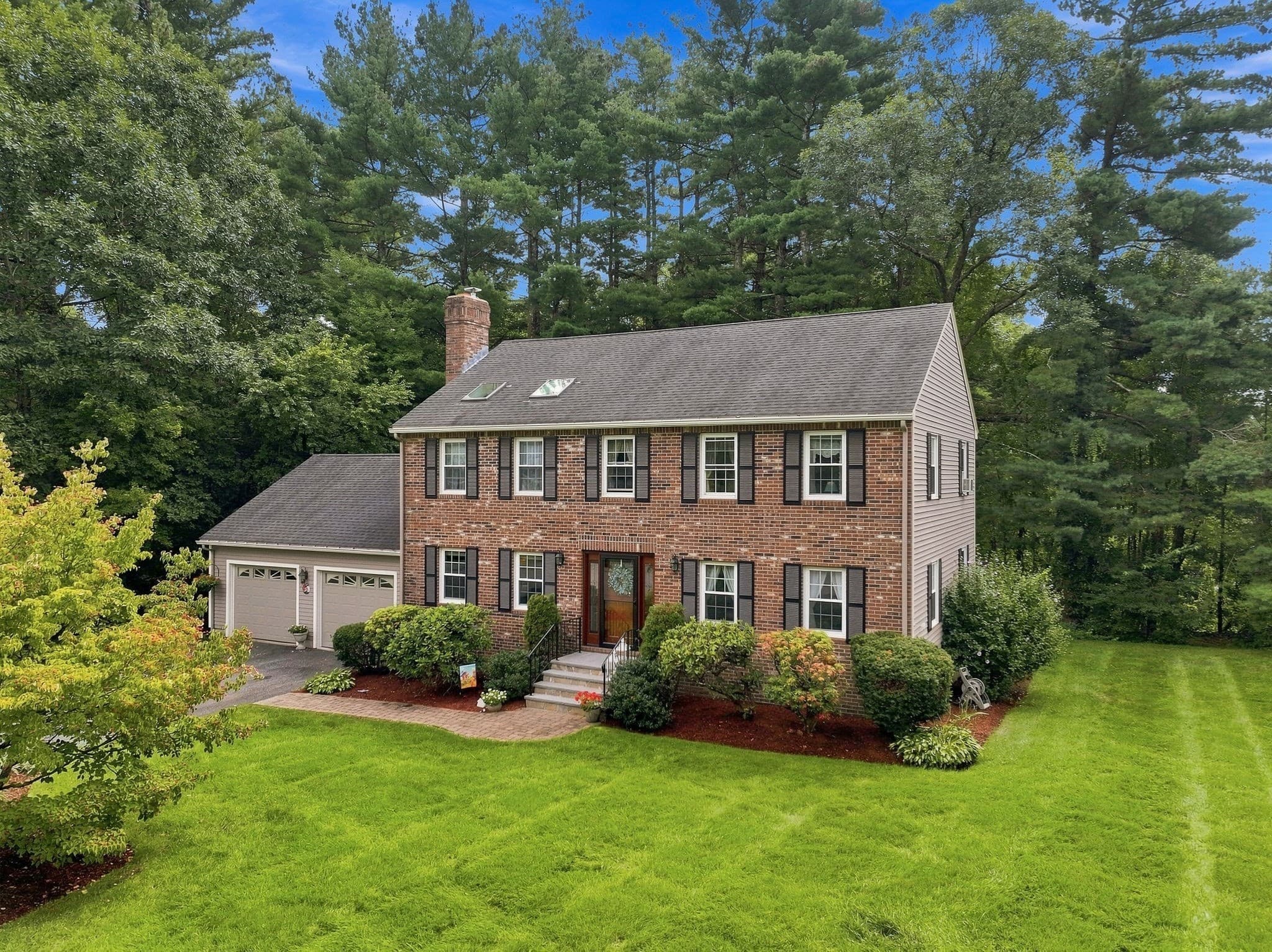 7 Doucette Dr, Marlborough MA 01752