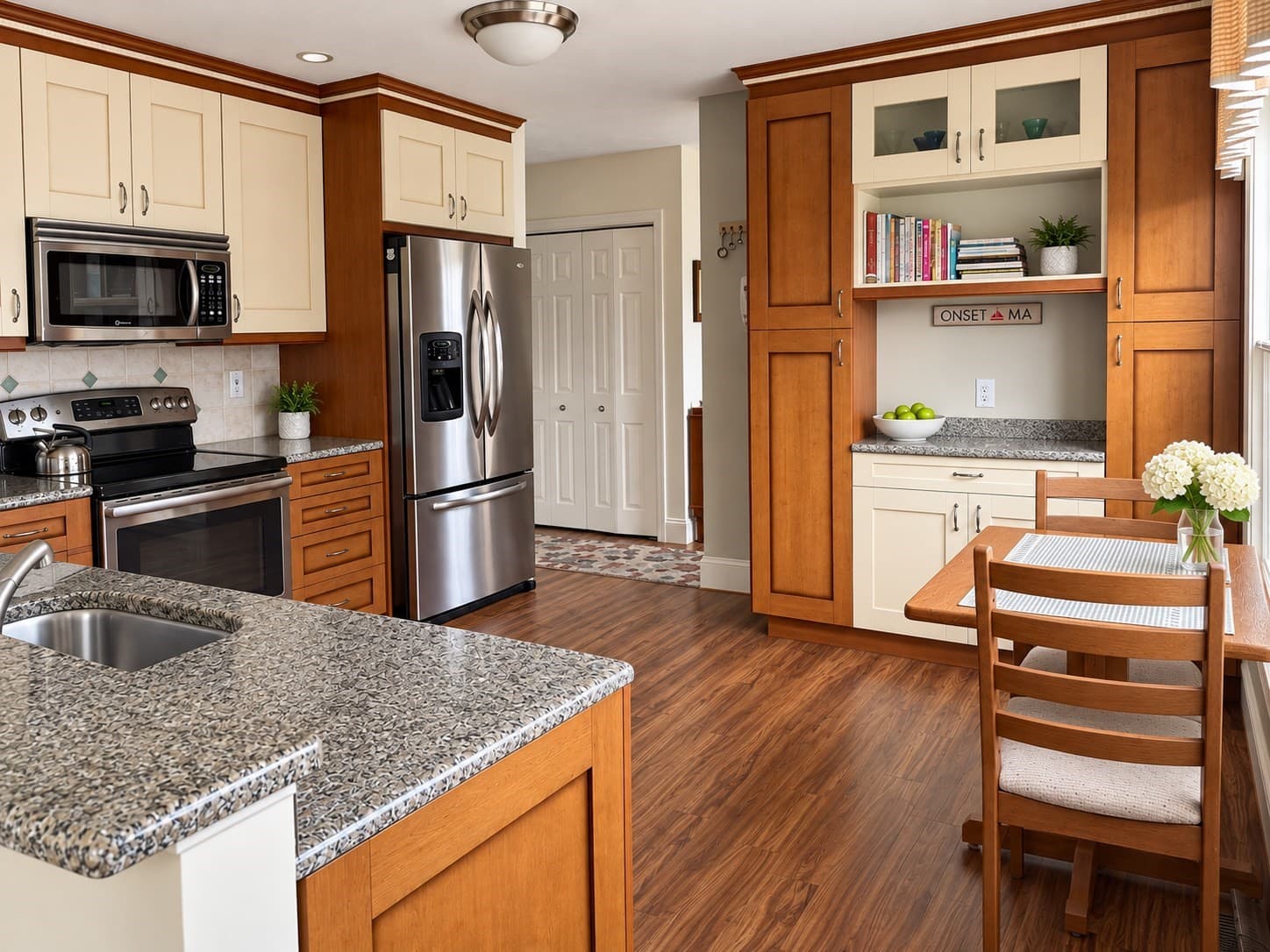 Condominium at 36 Bay Pointe Dr Ext # 36, Wareham MA 02532, Wareham, photo 2 of 18