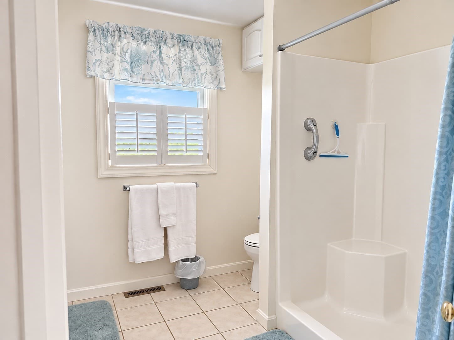 Condominium at 36 Bay Pointe Dr Ext # 36, Wareham MA 02532, Wareham, photo 9 of 18
