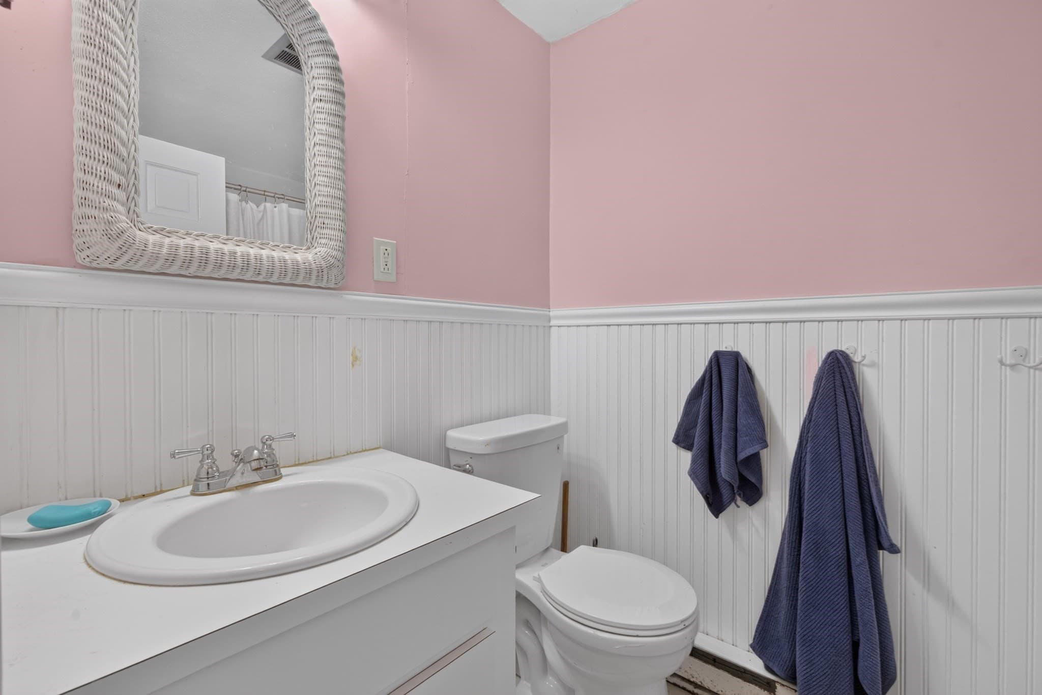Single Family Residence at 40 High Pine Dr, Plymouth MA 02360, Plymouth, photo 9 of 29
