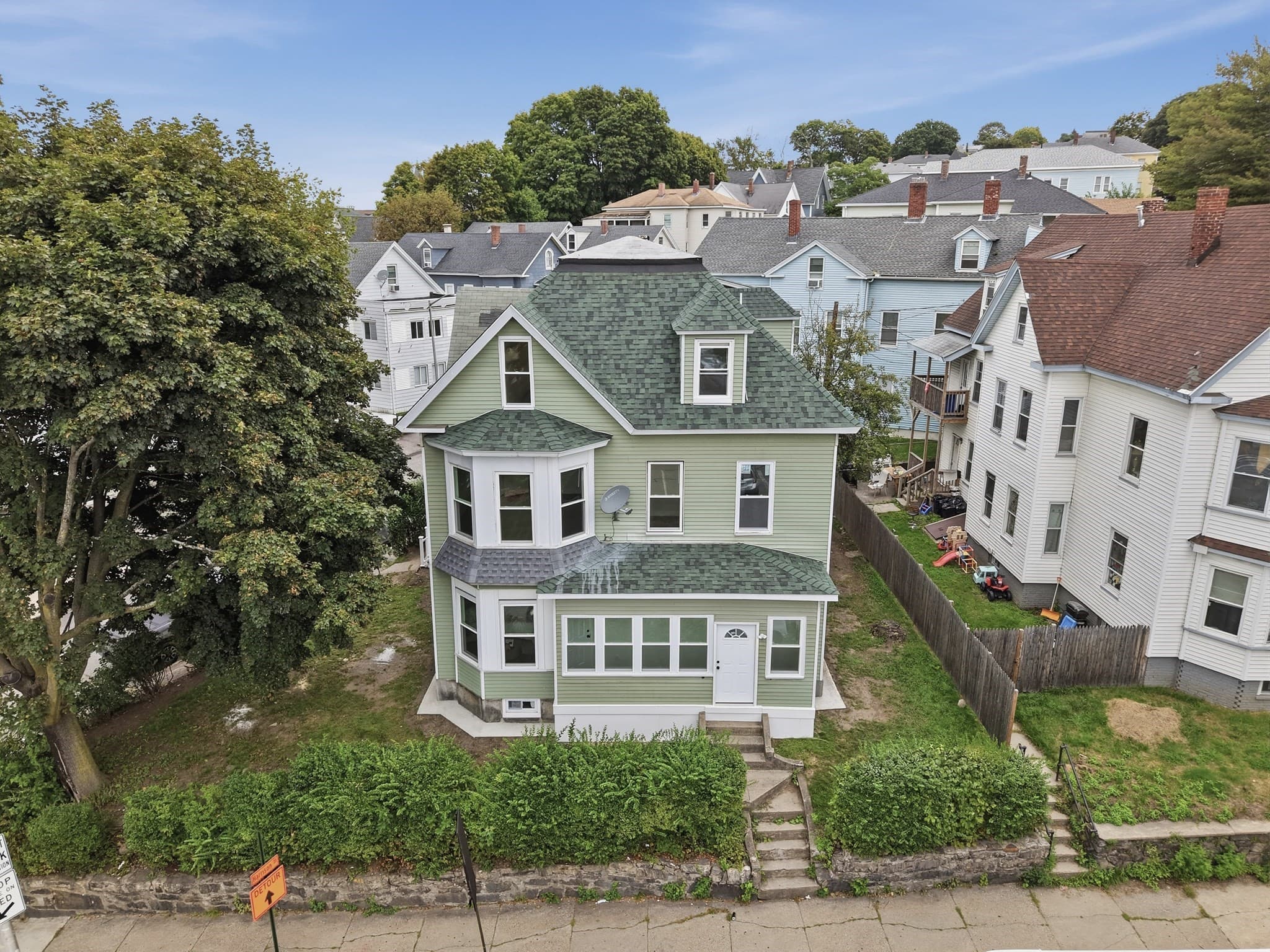 15 Vernon St, Worcester MA 01610