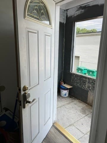 3 Family at 1535 Middlesex Street, Lowell MA 01851, Lowell, photo 17 of 42